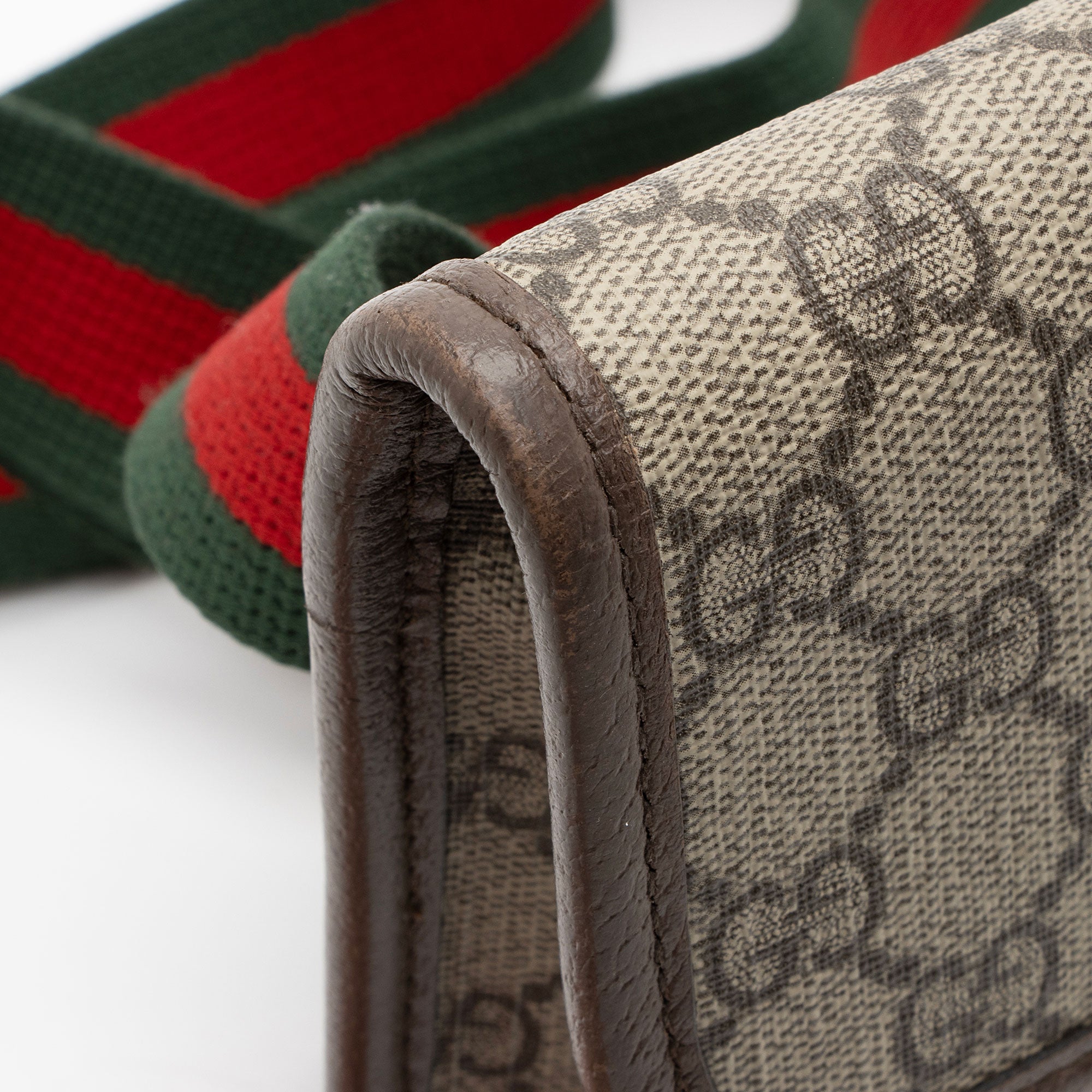 Gucci GG Supreme Neo Vintage Belt Bag