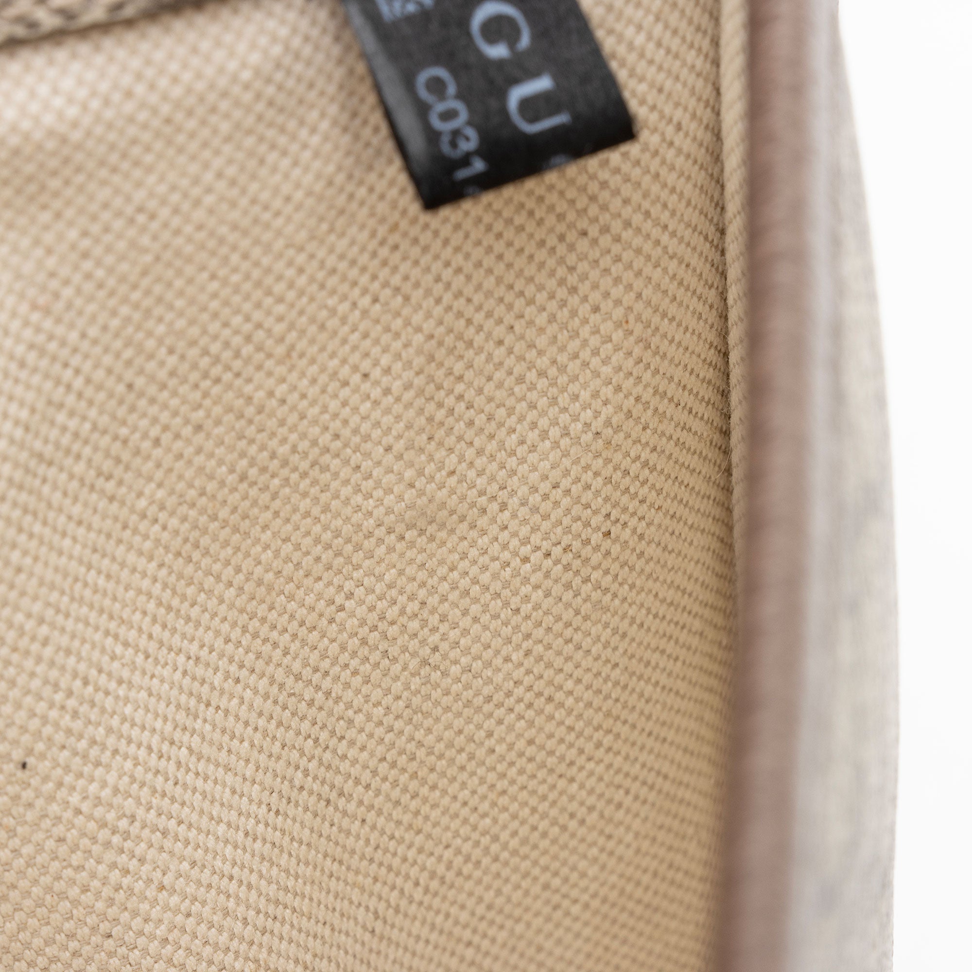 Gucci GG Supreme Neo Vintage Belt Bag