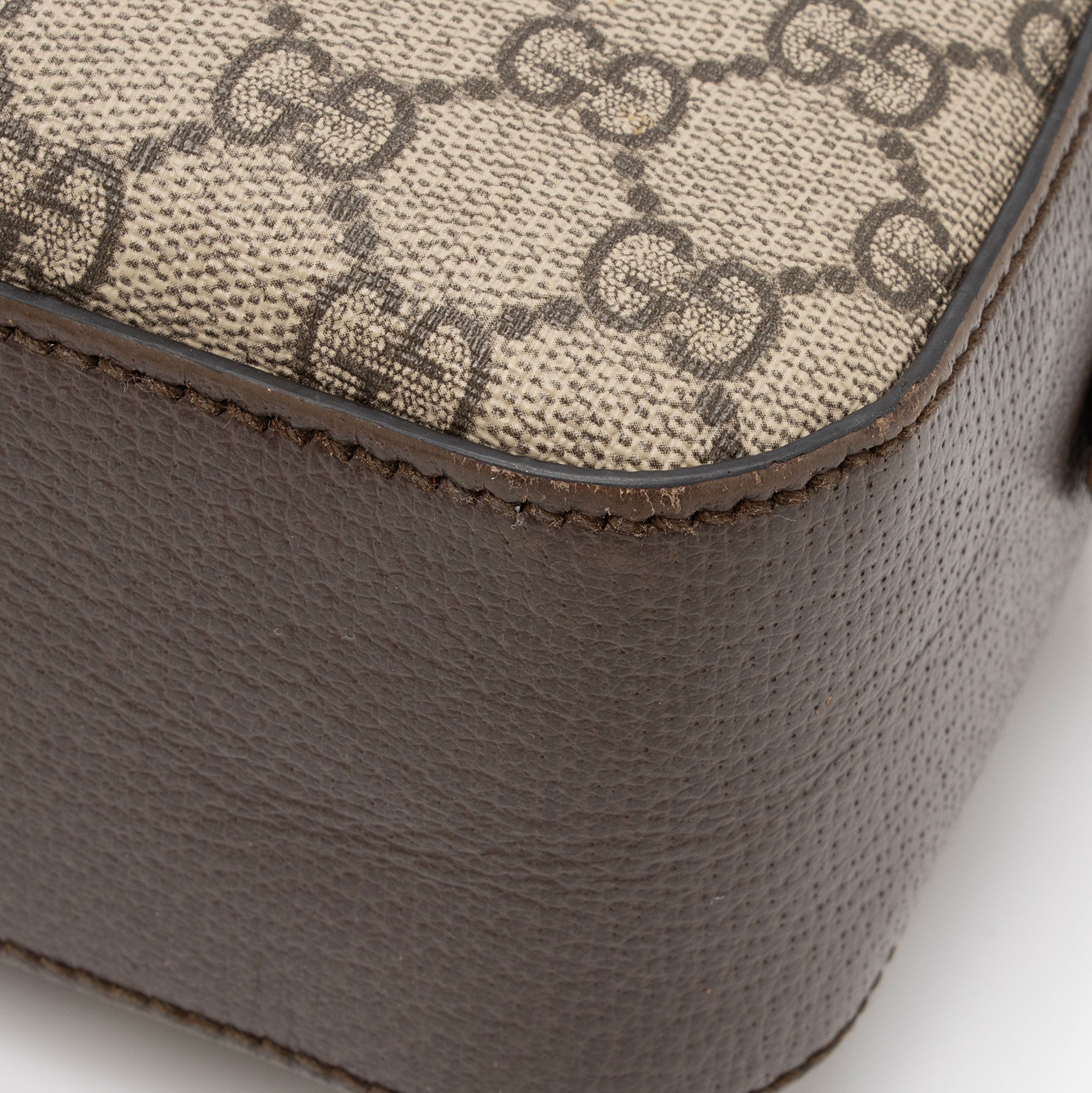 Gucci GG Supreme Neo Vintage Messenger