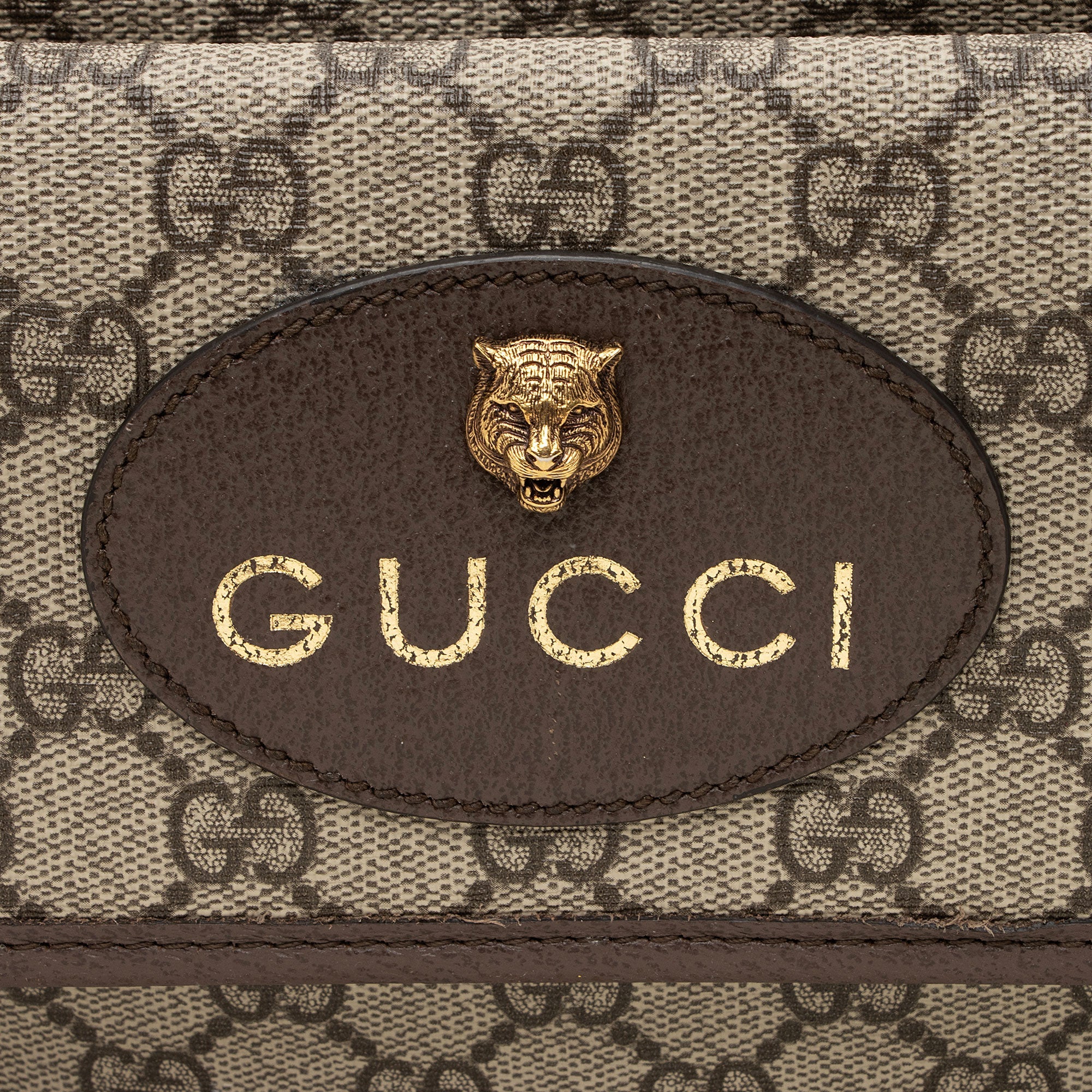 Gucci GG Supreme Neo Vintage Small Messenger (SHF-OhNyui)