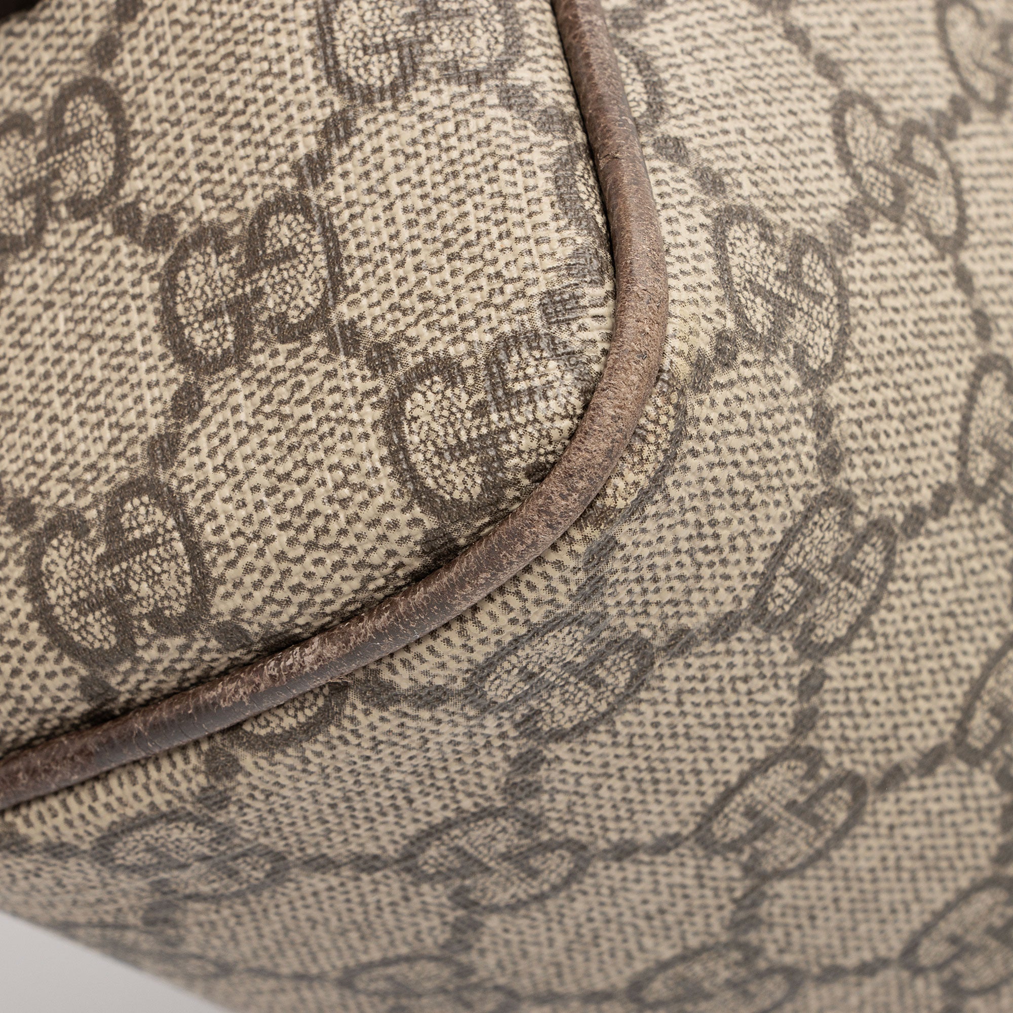 Gucci GG Supreme Ophidia Camera Bag (SHF-xmbR0h)