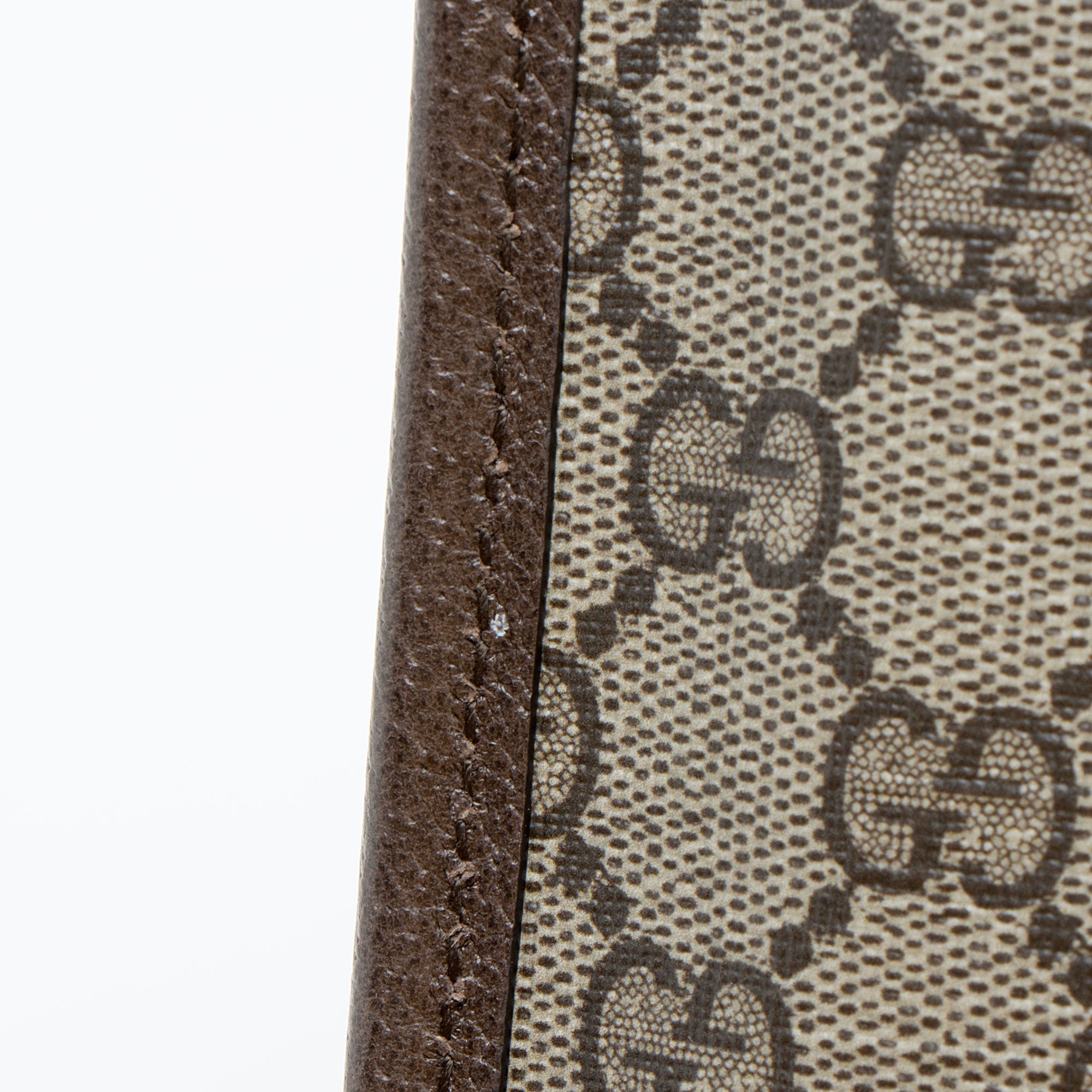 Gucci GG Supreme Pochette (SHF-M9Qnnk)