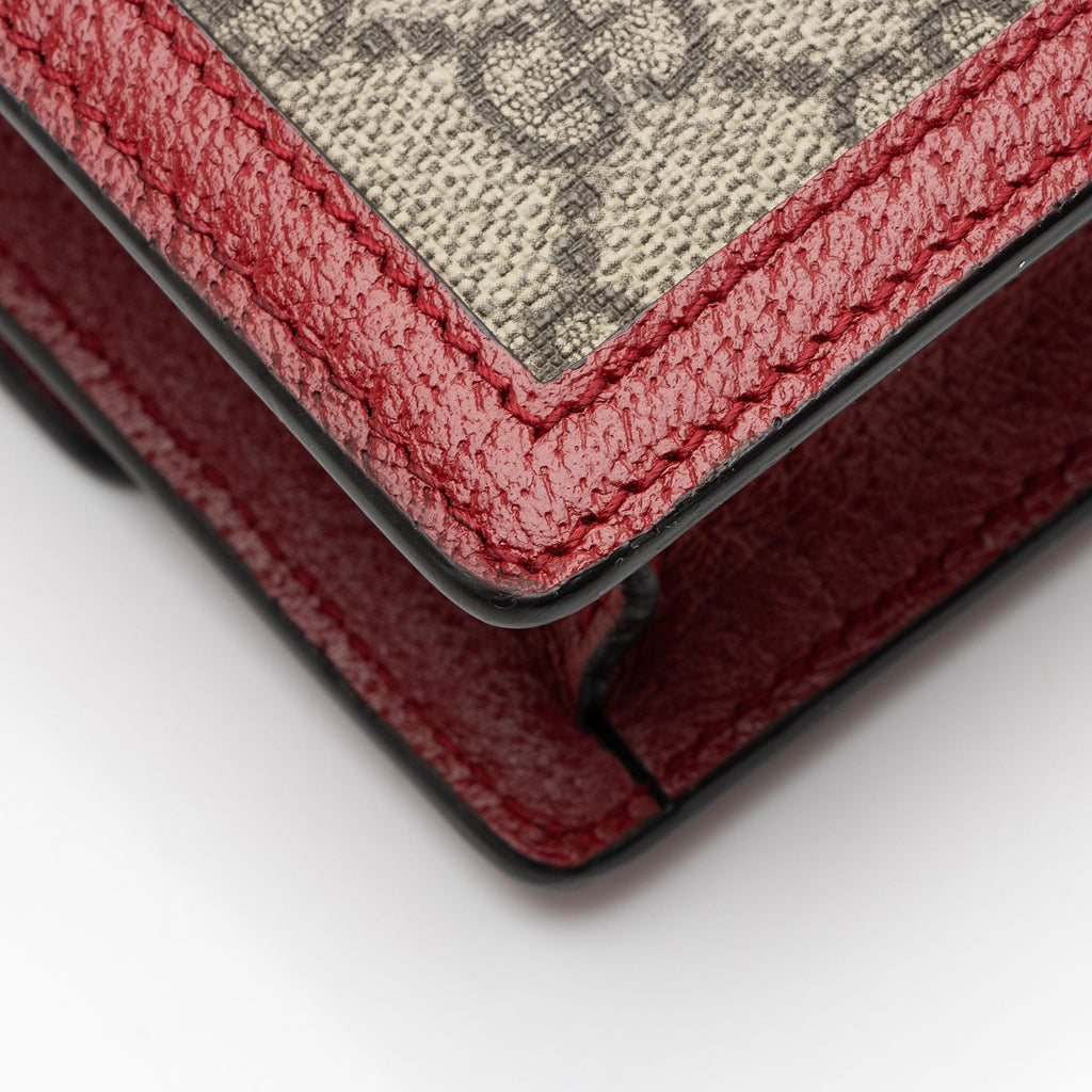 Gucci GG Supreme Queen Margaret Wallet on Chain