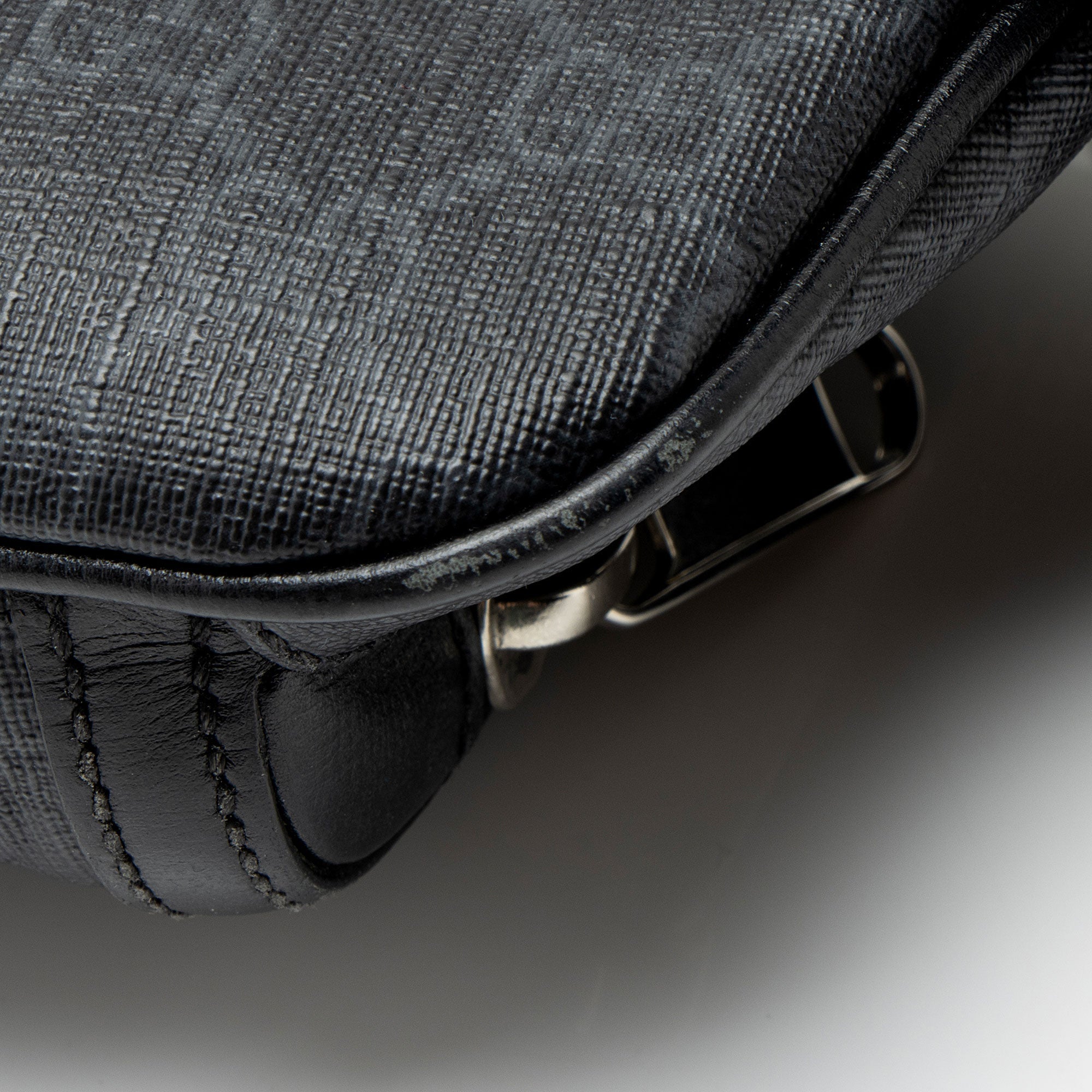 Gucci GG Supreme Retro Belt Bag