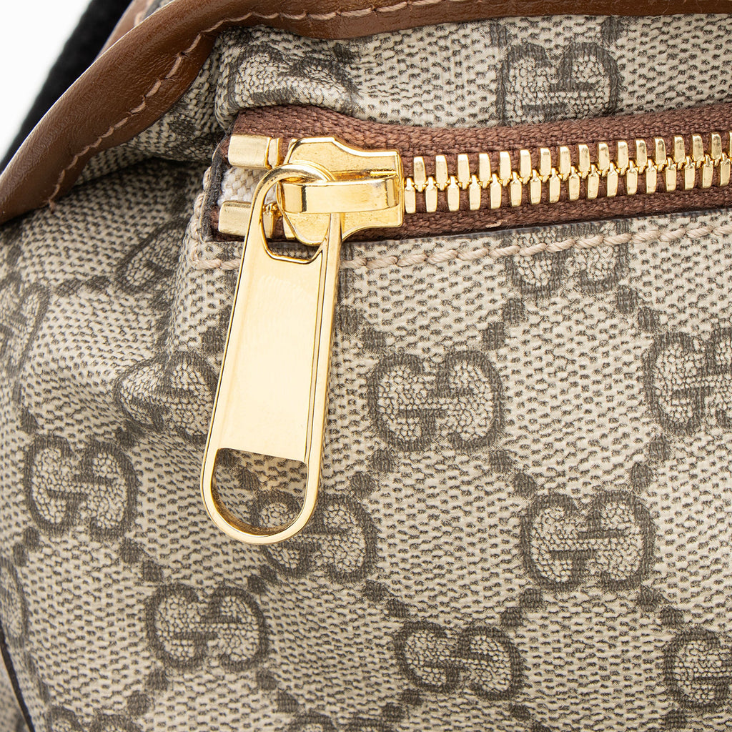 Gucci GG Supreme Retro Medium Backpack