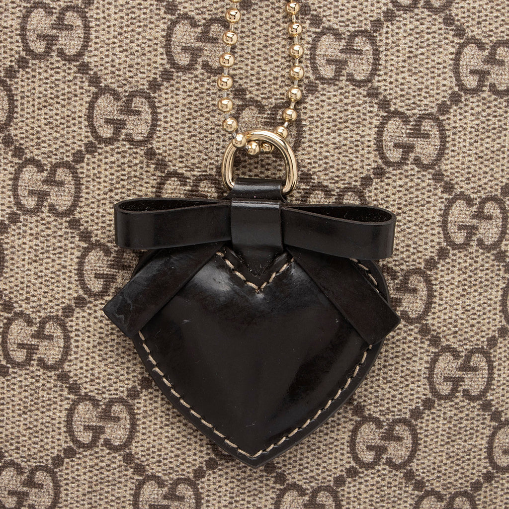 Gucci GG Supreme Tattoo Heart Medium Boston Bag (SHF-CqiJiV)