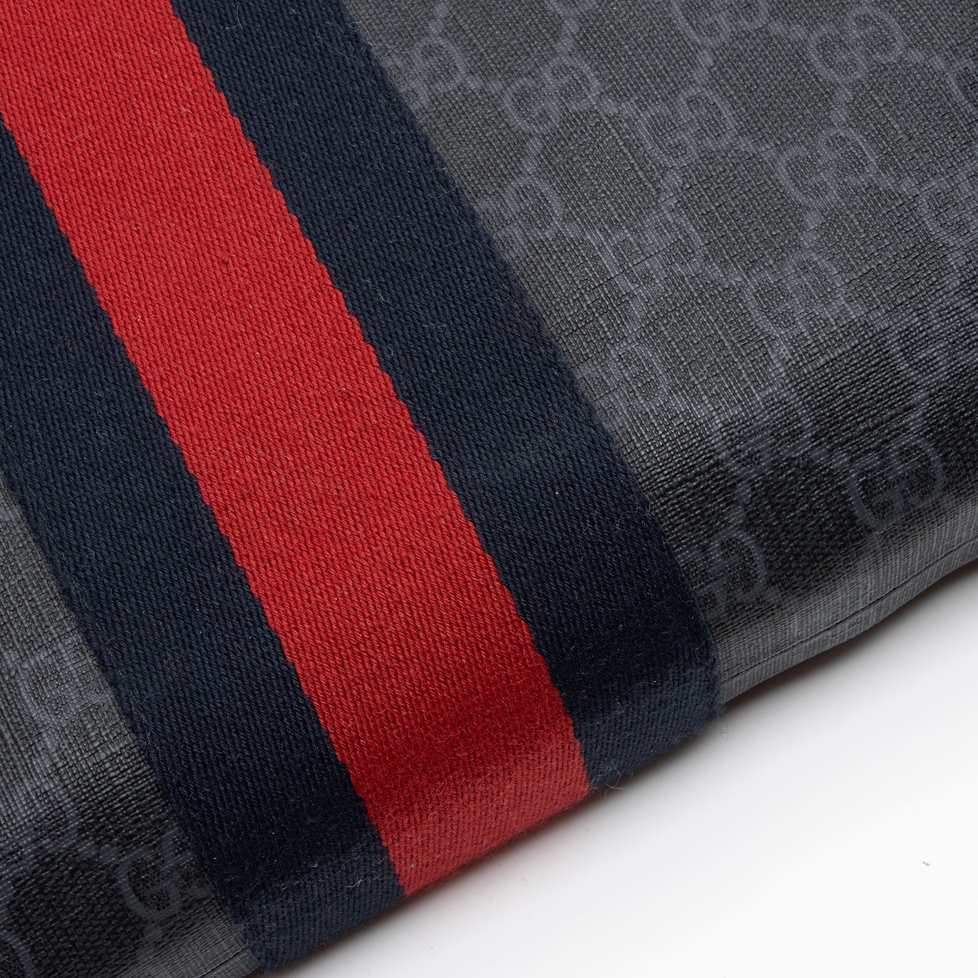 Gucci GG Supreme Web Flat Square Messenger