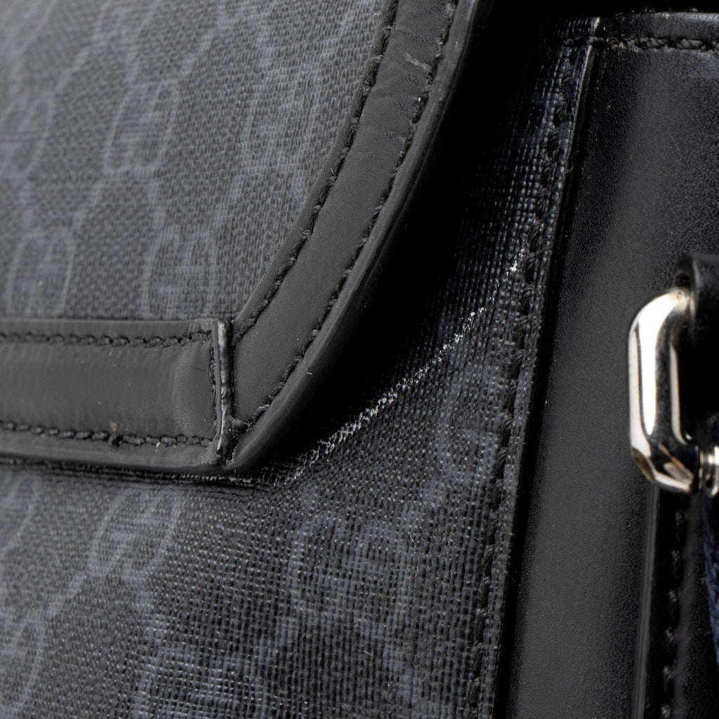 Gucci GG Supreme Web Large Messenger Bag