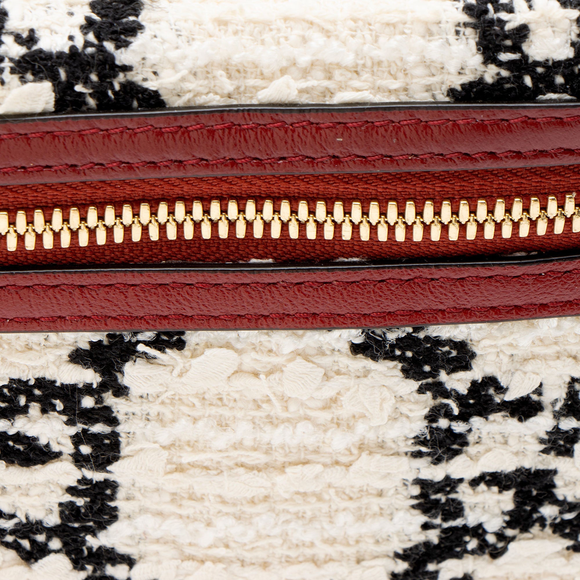 Gucci GG Tweed Pochette