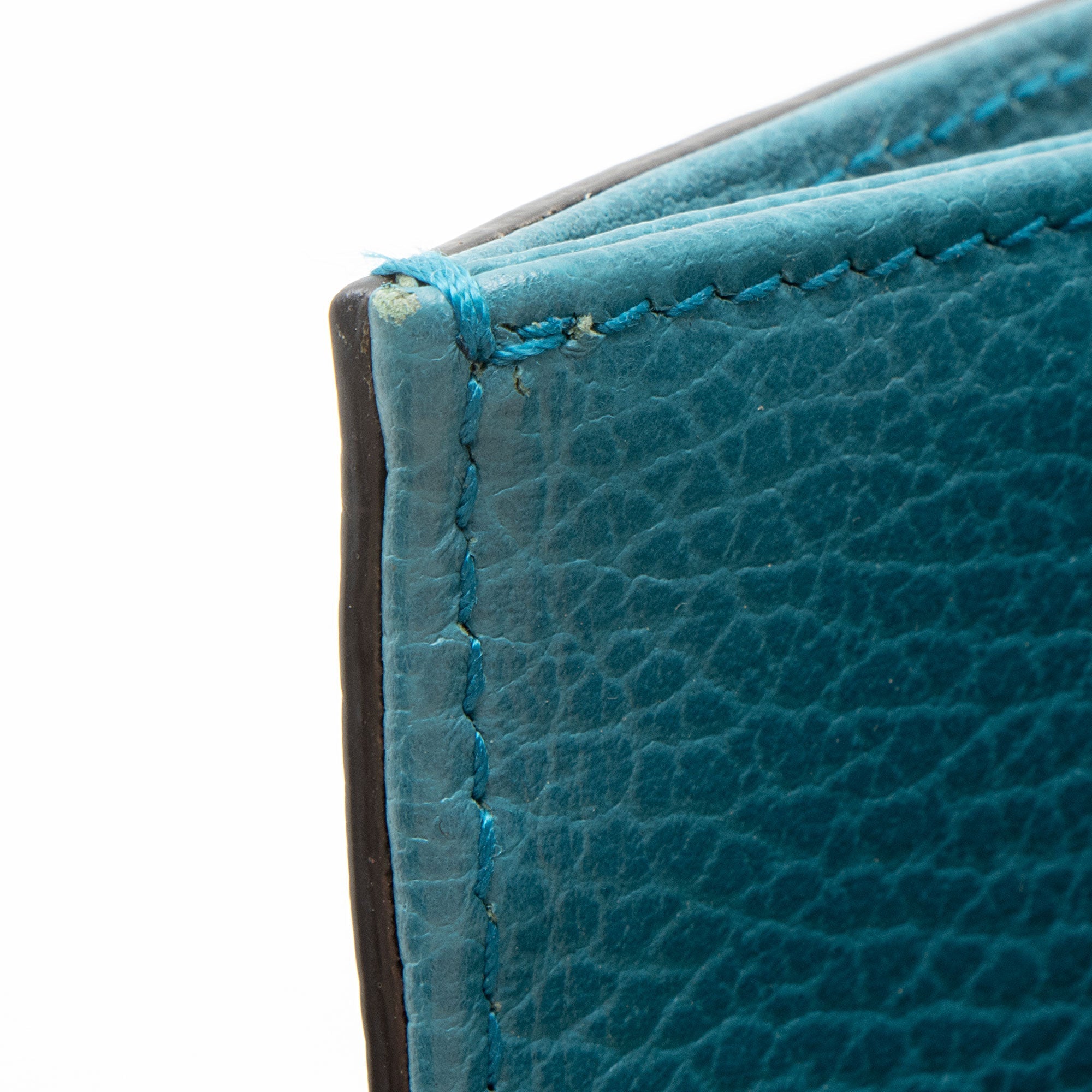 Gucci Grained Calfskin Interlocking G Medium Shoulder Bag
