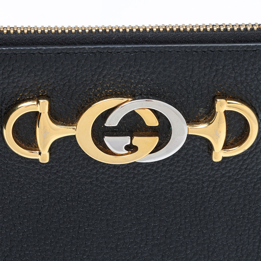 Gucci Grained Leather Zumi Pouch (SHF-AvV2u4)