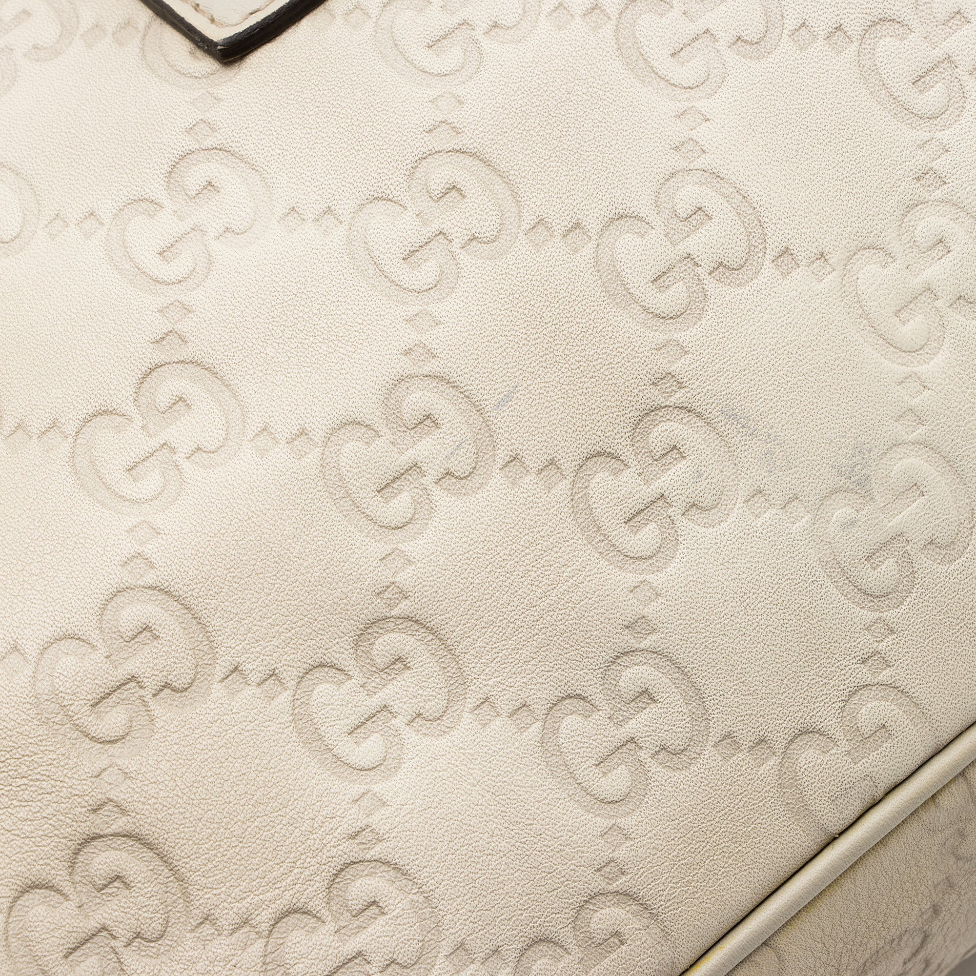 Gucci Guccissima Leather Abbey Medium Hobo