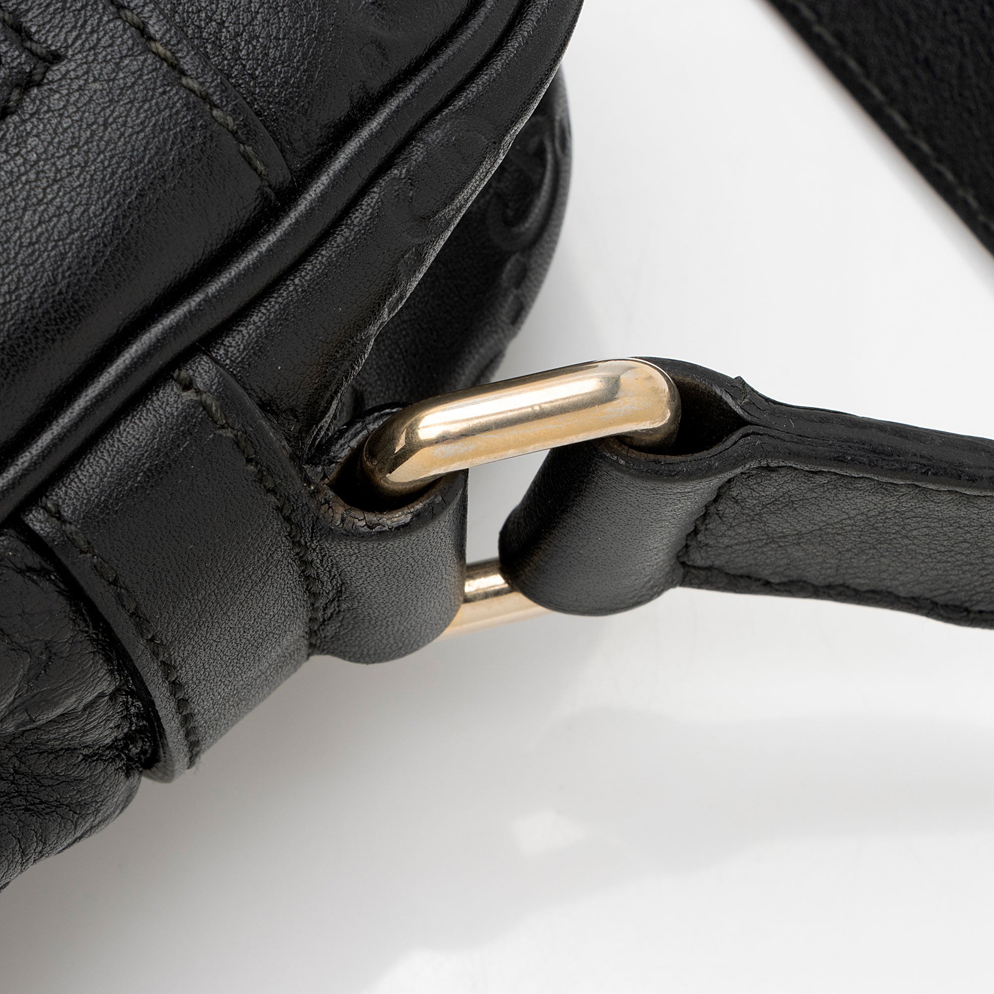 Gucci Guccissima Leather Messenger (SHF-poP2VB)