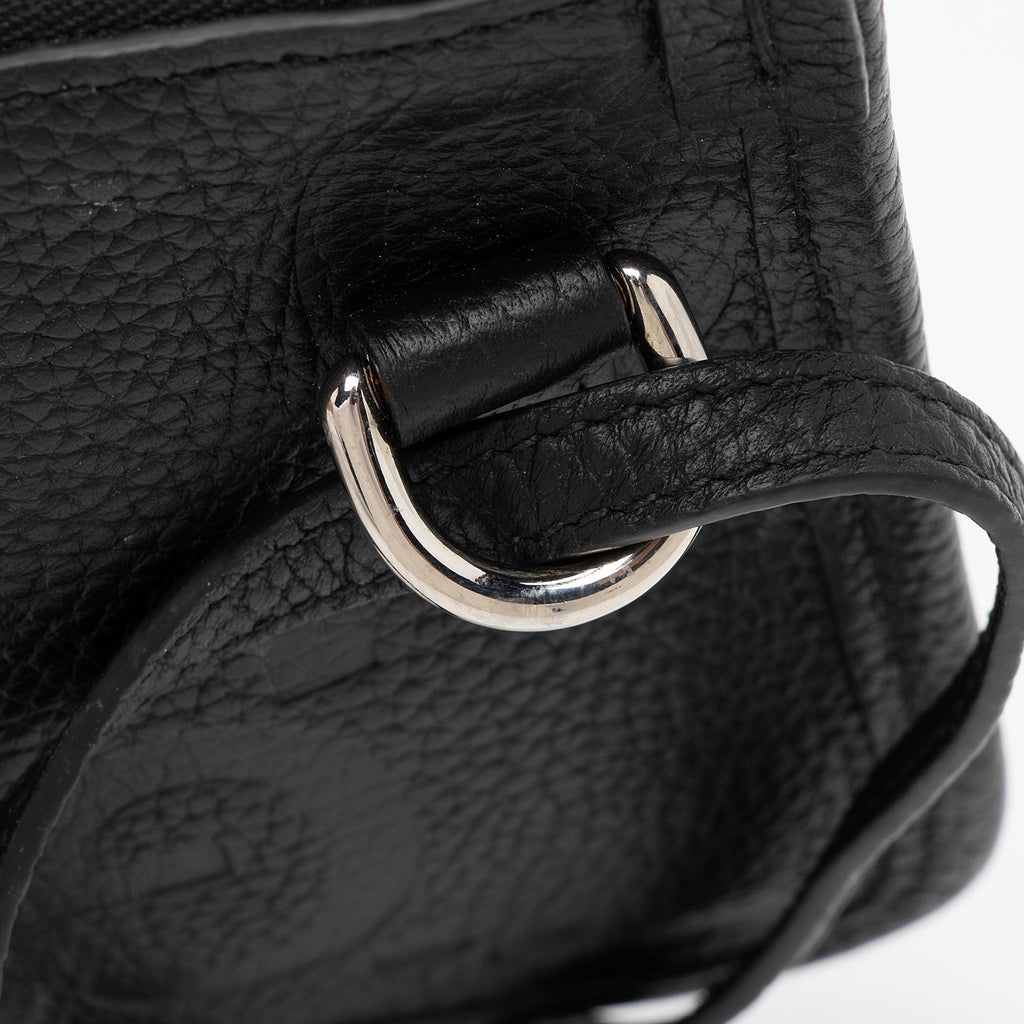 Gucci Jumbo GG Leather Pochette (SHF-uWY65R)