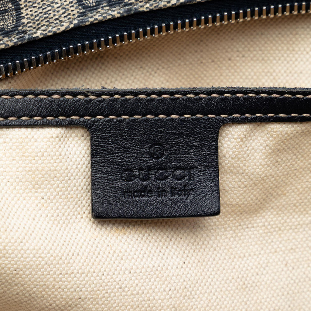 Gucci Large GG Supreme Zippered Tote