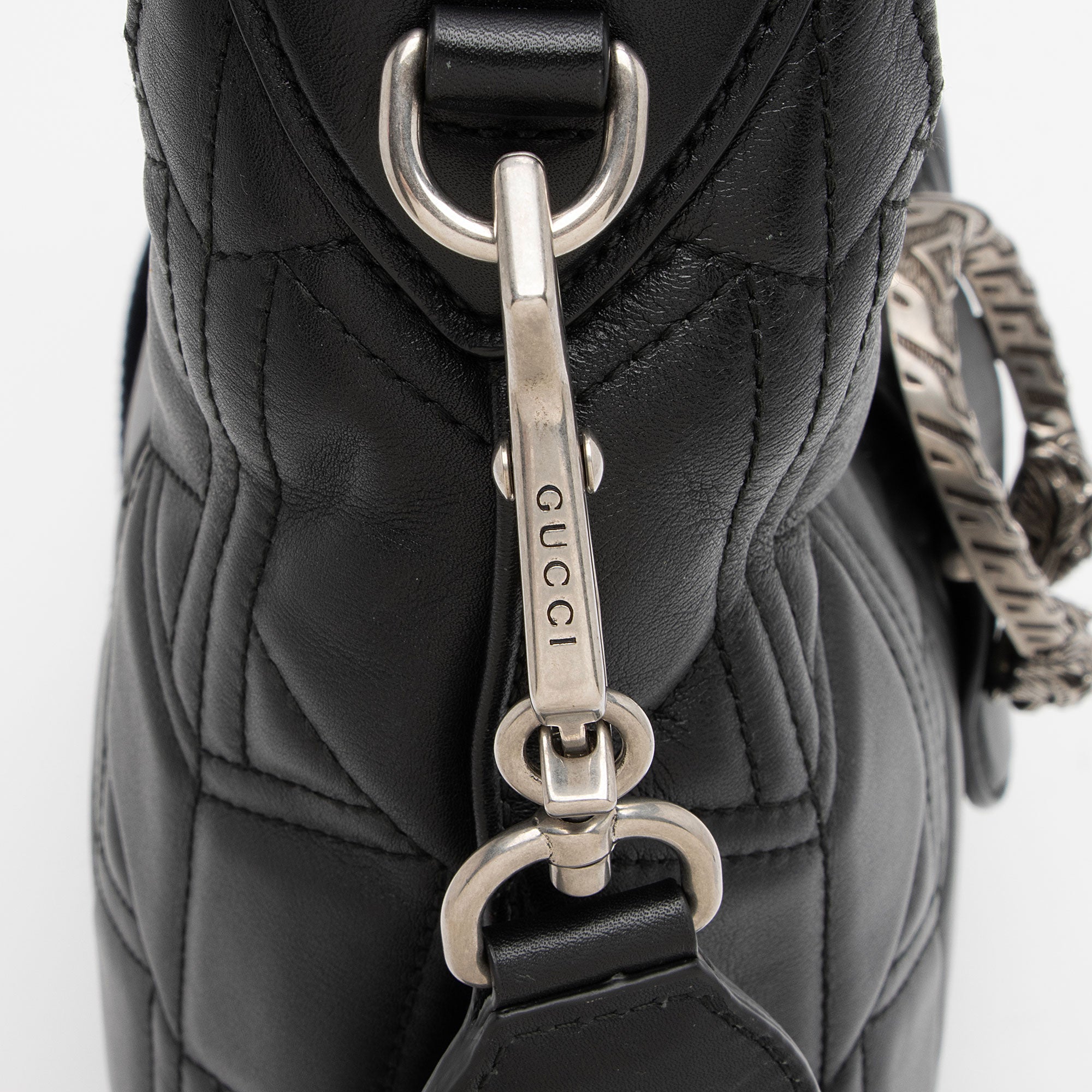 Gucci Quilted Leather Dionysus Medium Hobo (SHF-MOcSEc)