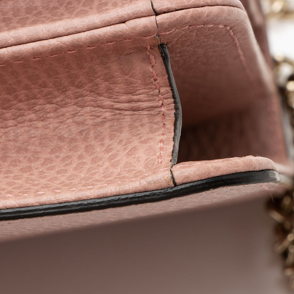 Gucci Leather Interlocking G Small Shoulder Bag (SHF-6sbkNl)