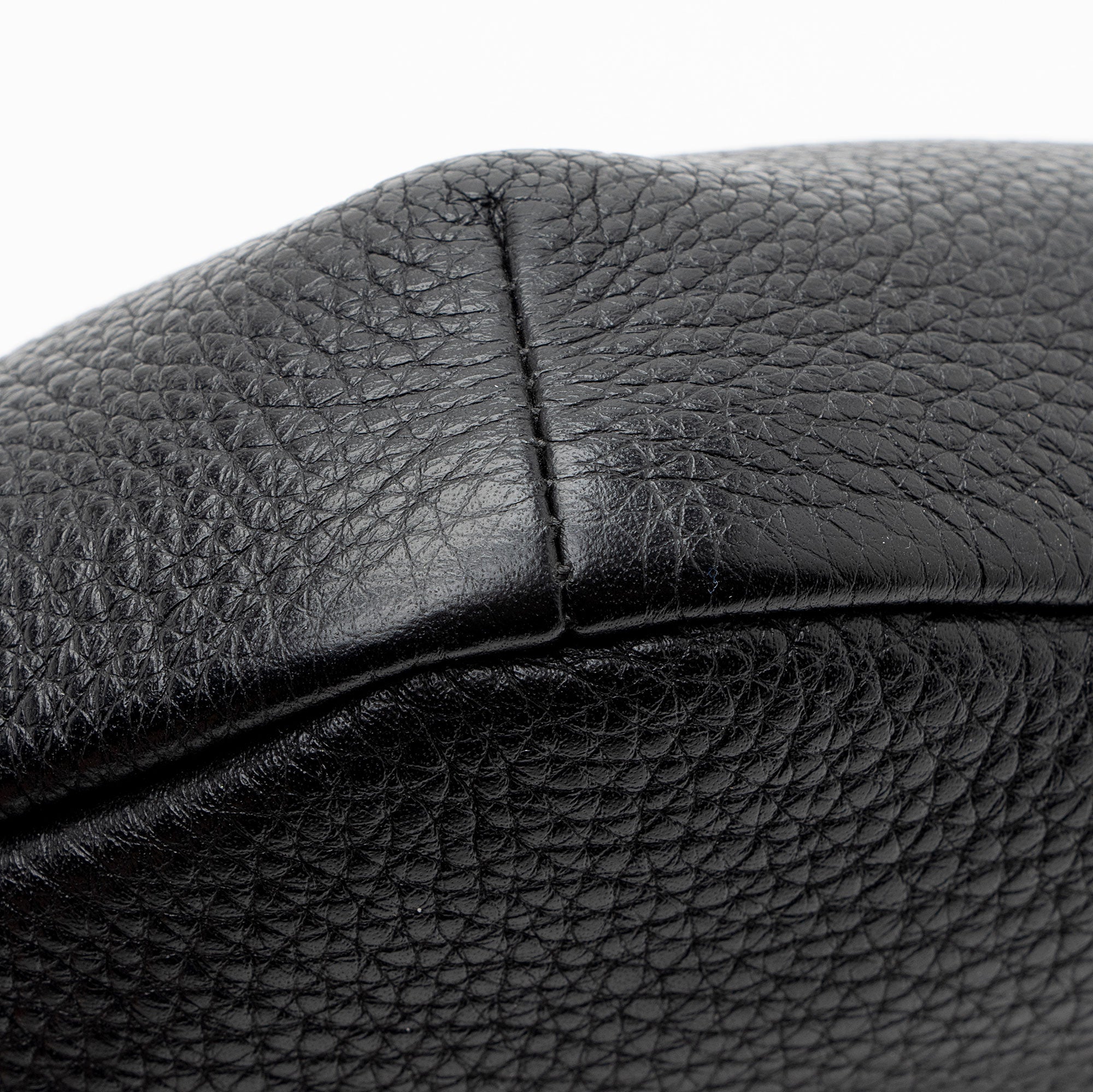 Gucci Leather Logo Belt Bag