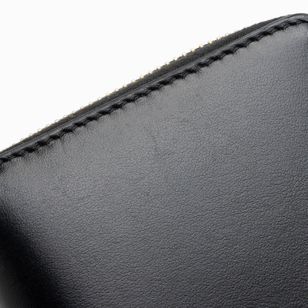Gucci Leather Logo Print Zip Around Wallet