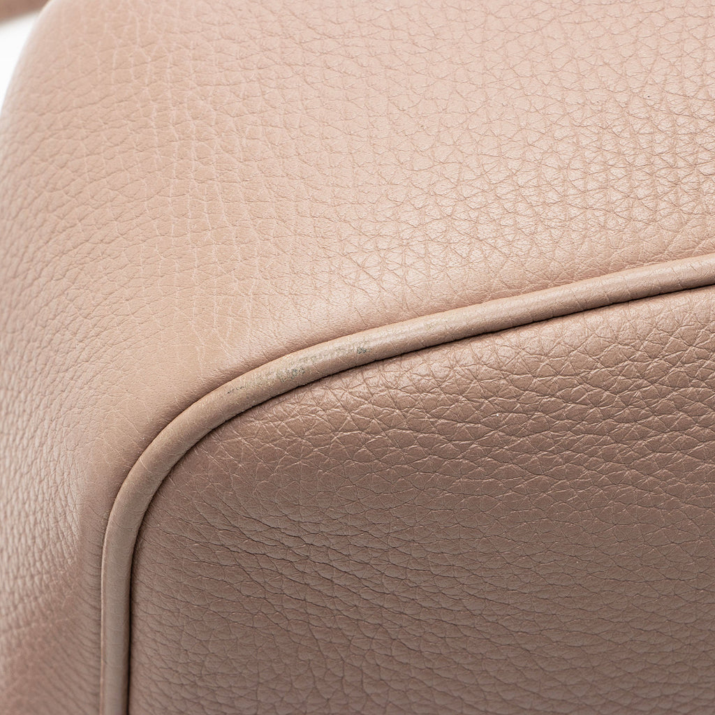 Gucci Leather Soho Disco Bag (SHF-JkJQsw)