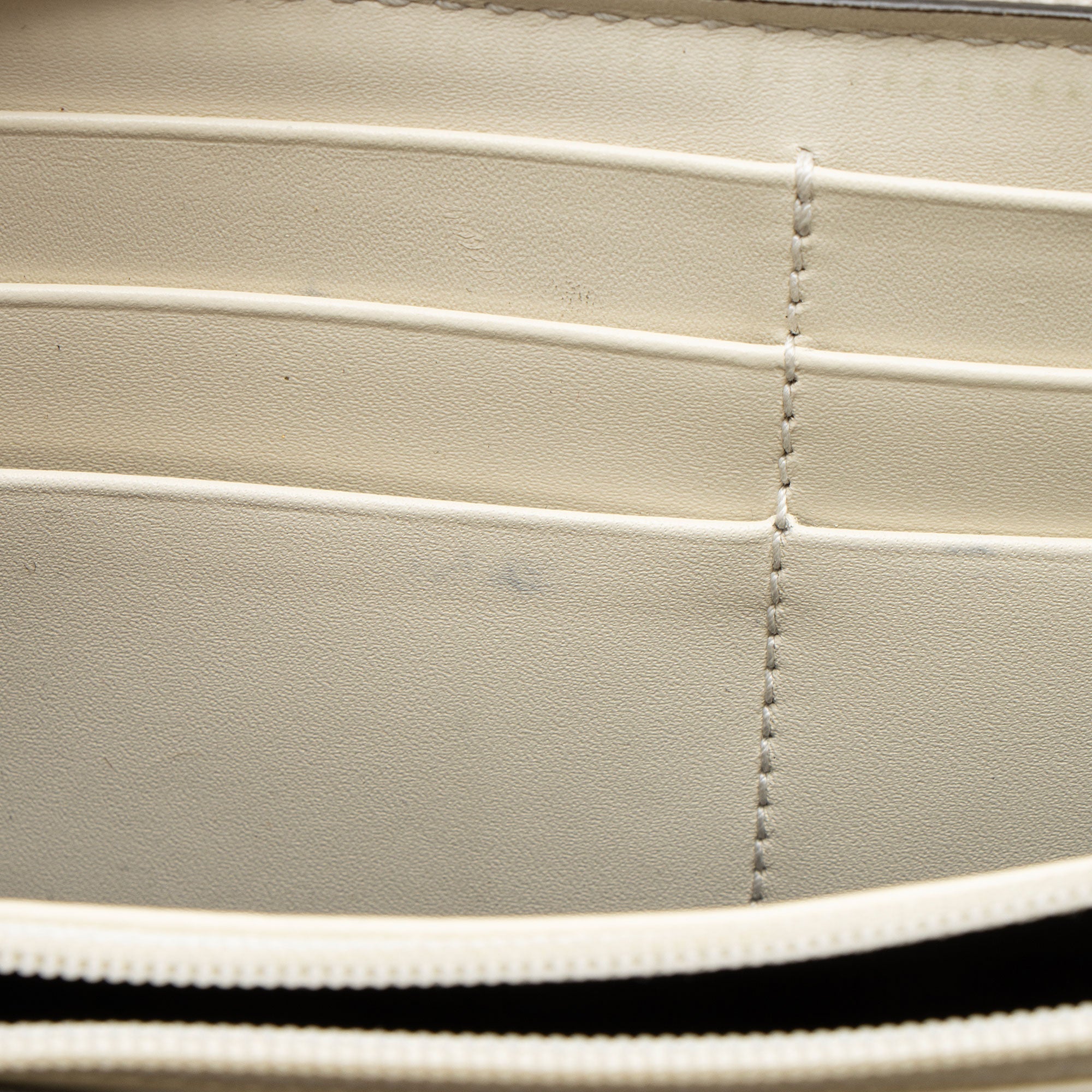Gucci Leather Sylvie Zip Around Wallet