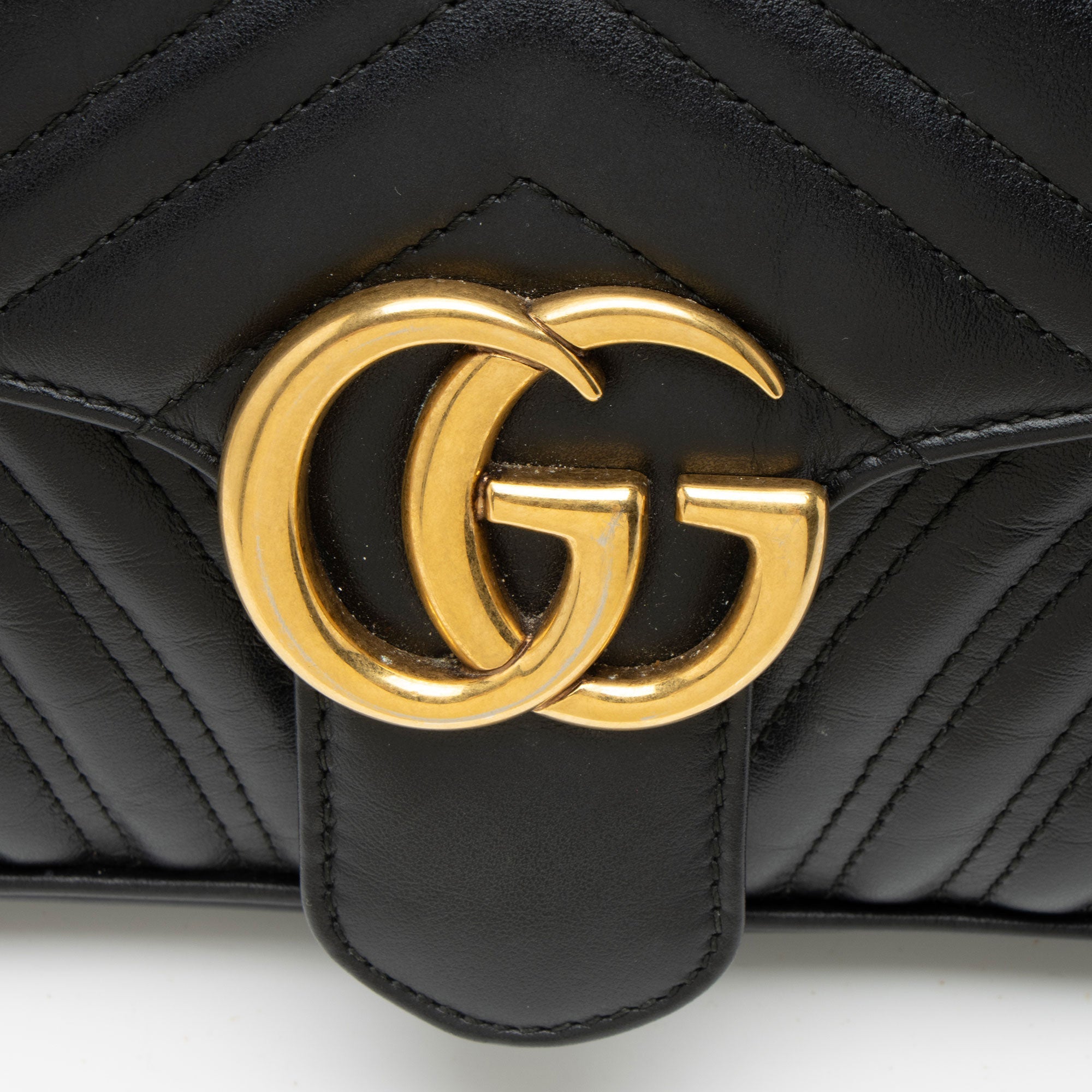 Gucci Matelasse Leather GG Marmont Medium Flap Bag