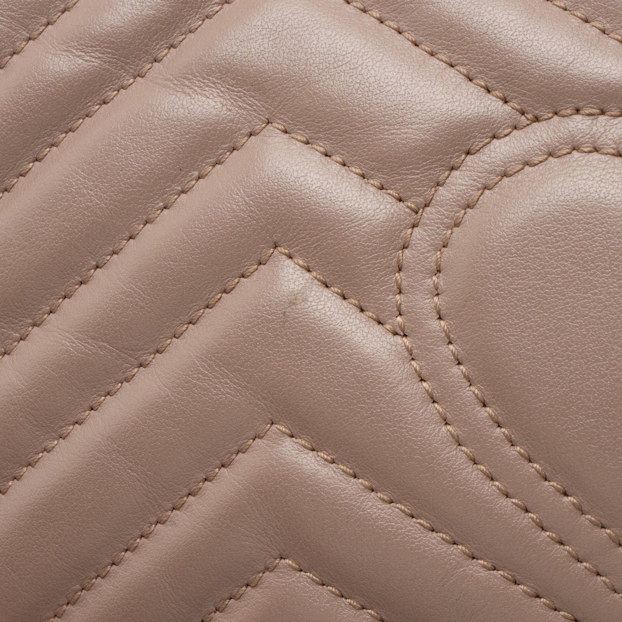 Gucci Matelasse Leather GG Marmont Medium Flap Bag
