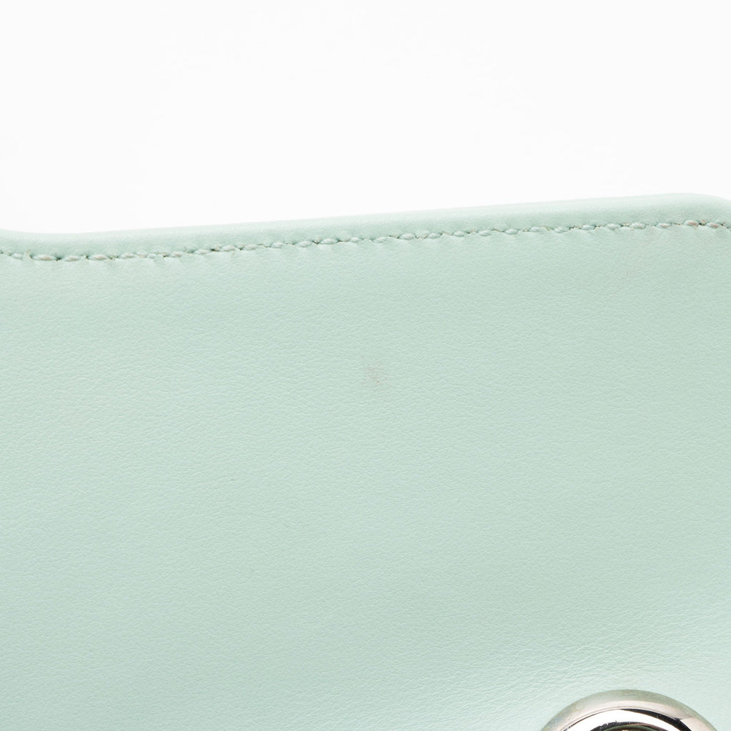 Gucci Matelasse Leather GG Marmont Medium Flap Bag