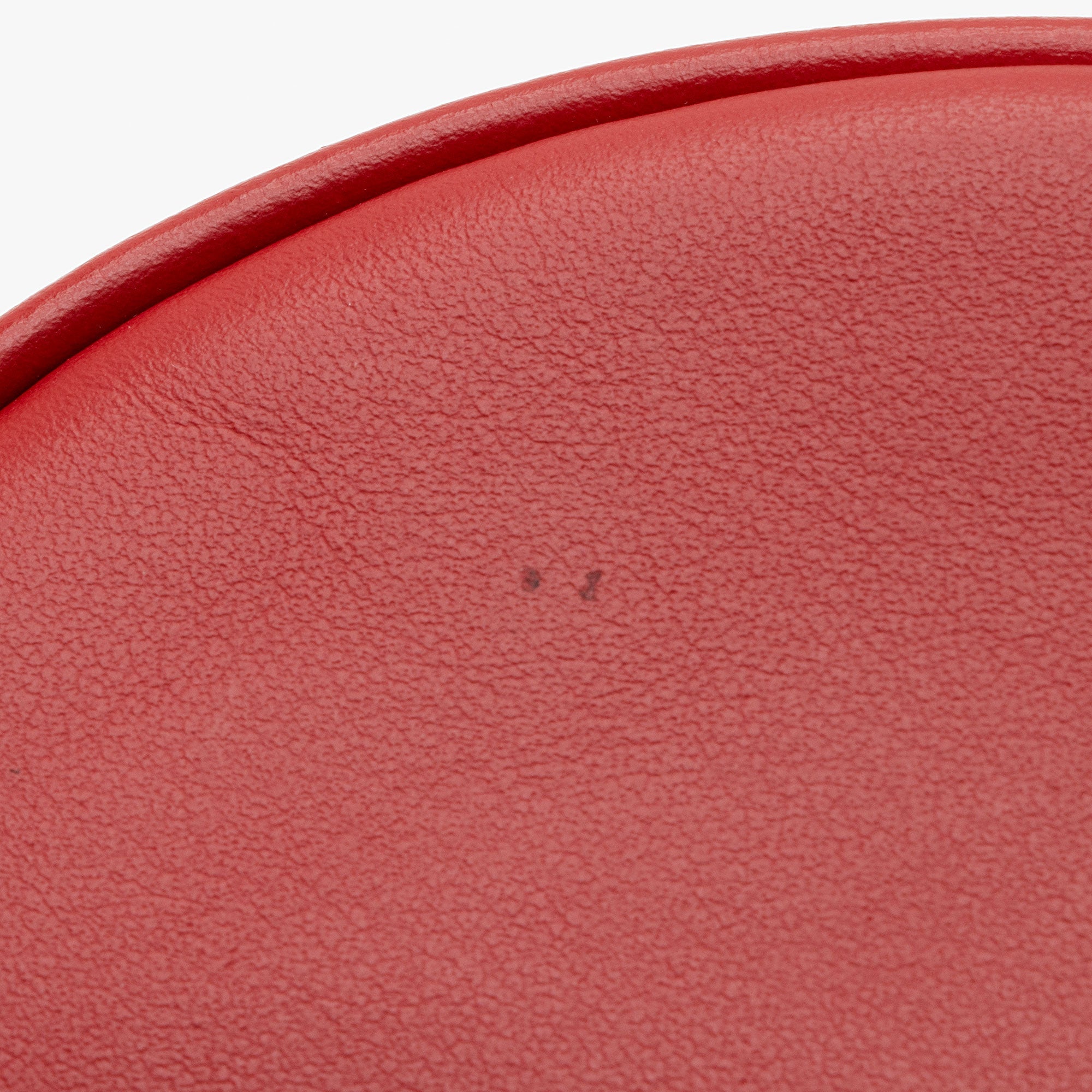 Gucci Matelasse Leather GG Marmont Mini Bucket Bag (SHF-5Z20gx)