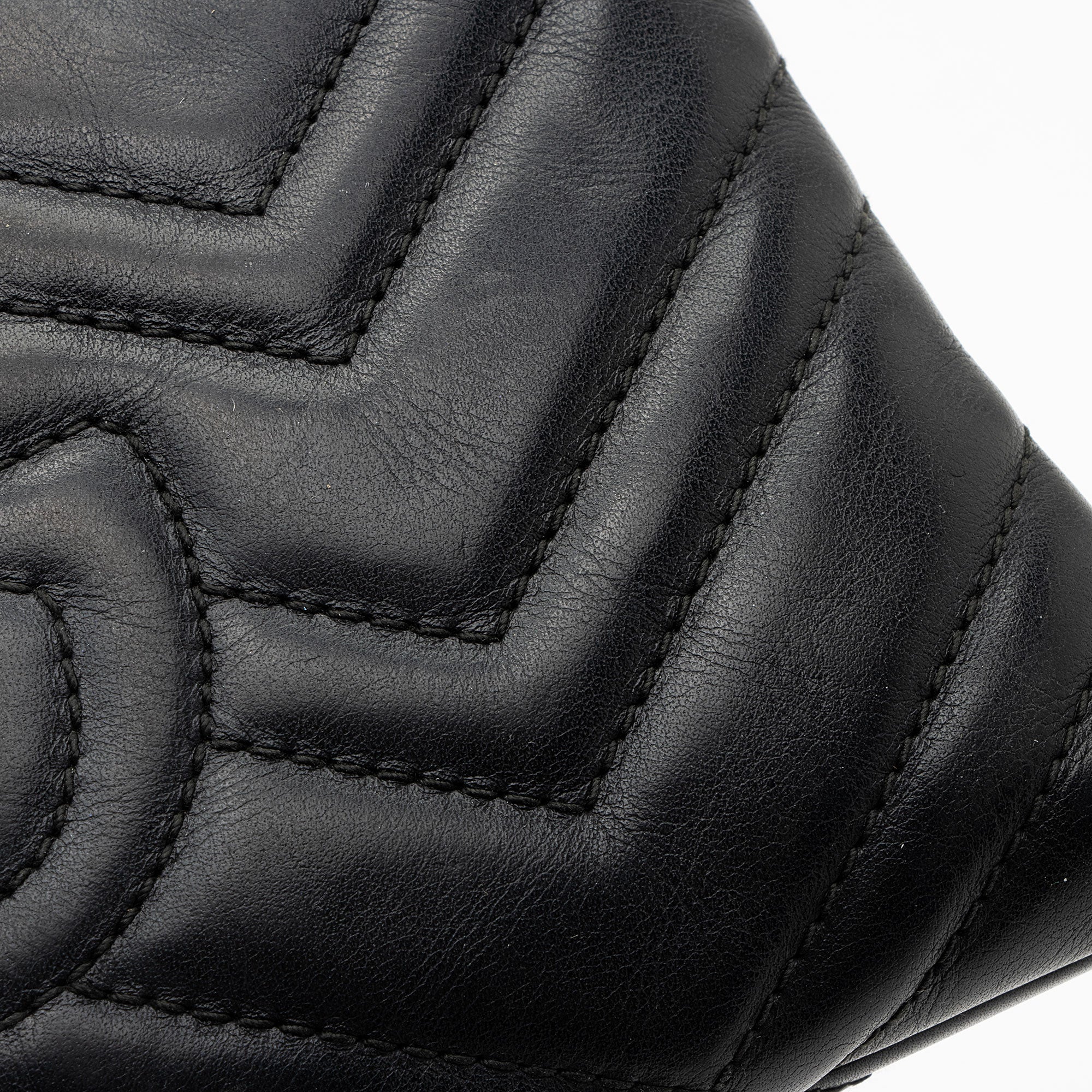 Gucci Matelasse Leather GG Marmont Mini Chain Bag (SHF-0W5BH4)