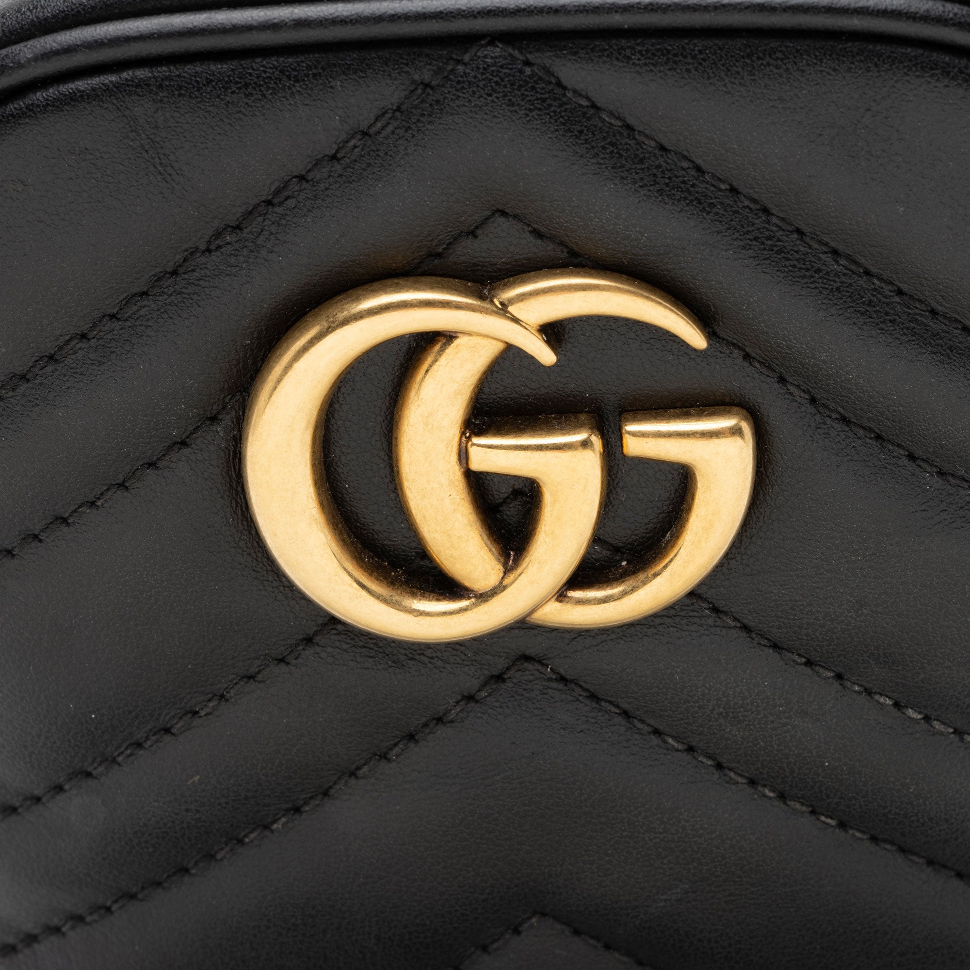 Gucci Matelasse Leather GG Marmont Mini Crossbody Bag (SHF-37j21T)