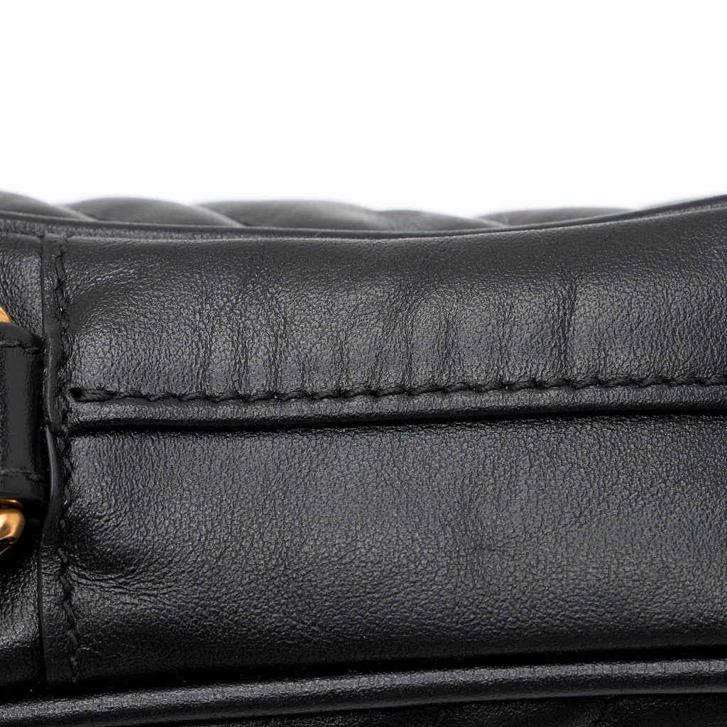 Gucci Matelasse Leather GG Marmont Mini Crossbody Bag (SHF-2UTE9c)