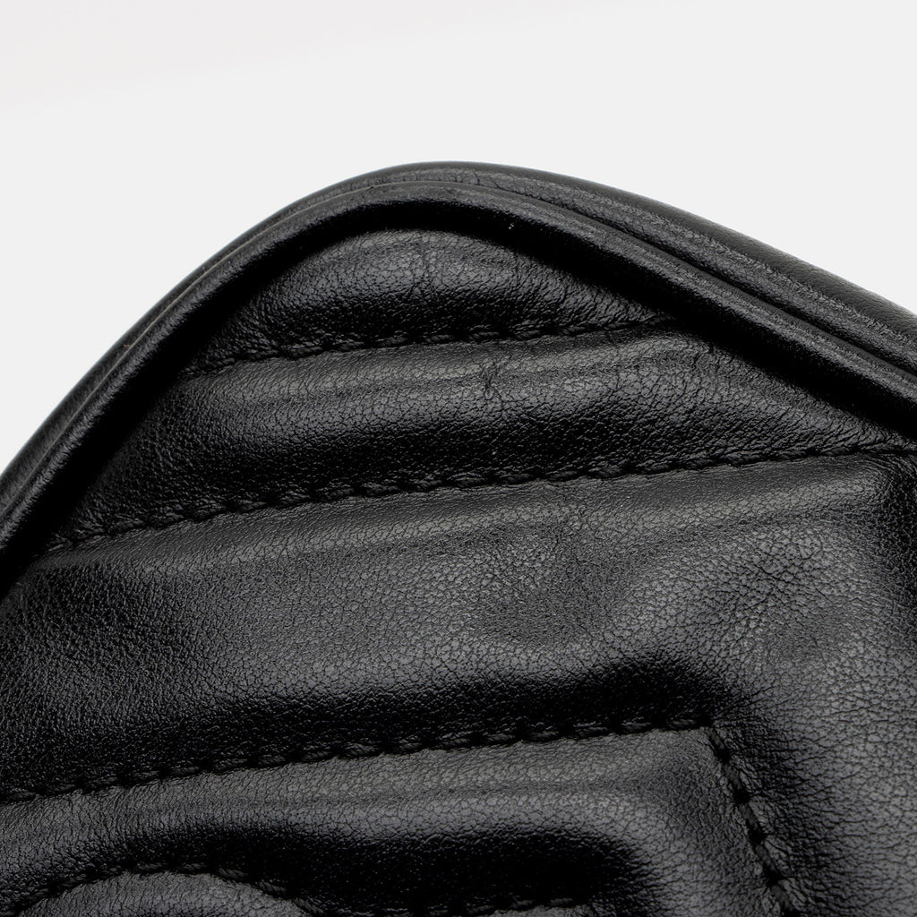 Gucci Matelasse Leather GG Marmont Mini Crossbody (SHF-pySpXY)