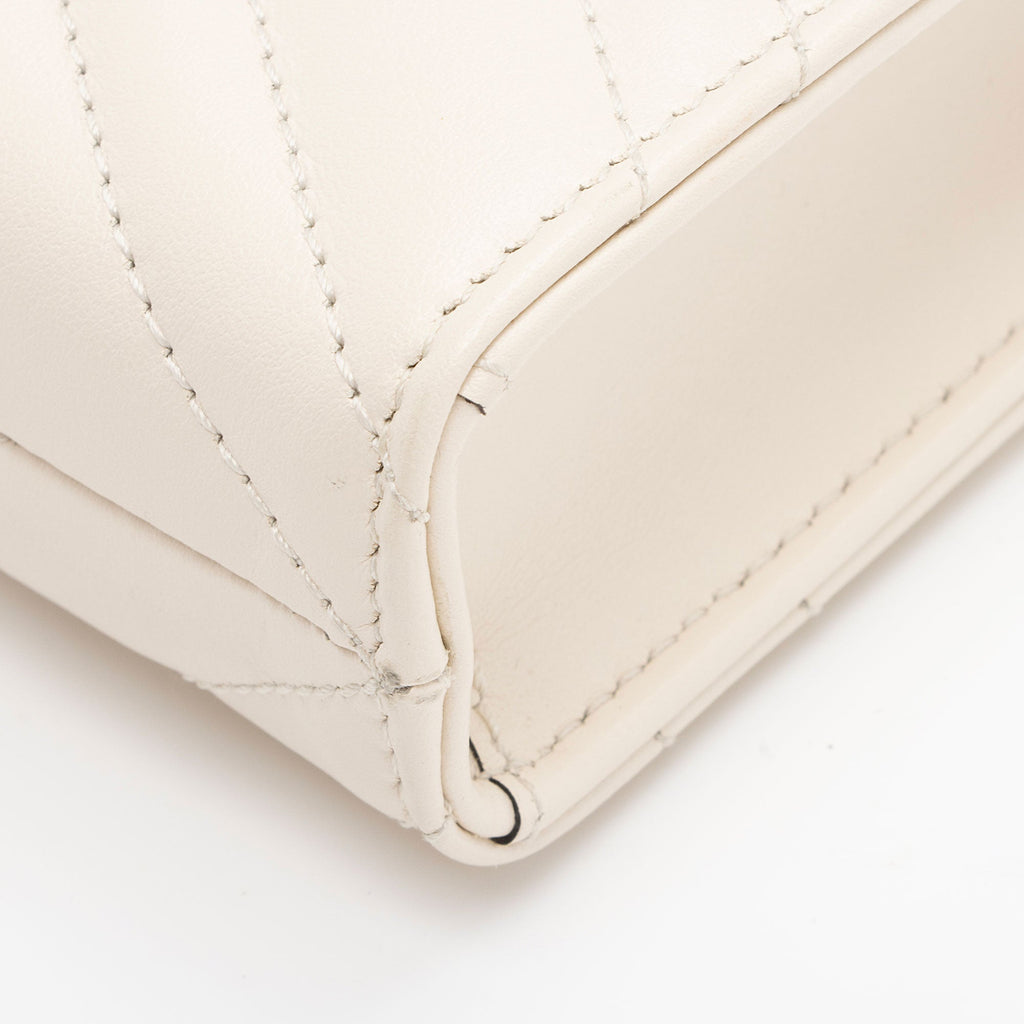 Gucci Matelasse Leather GG Marmont Mini Slip Top Handle (SHF-krsWgi)