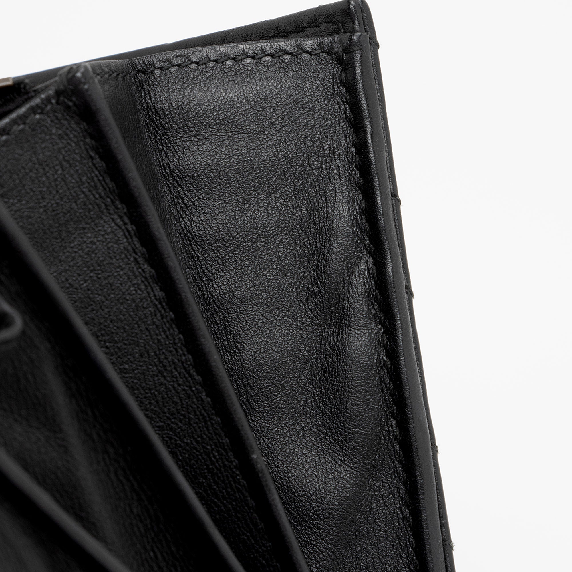 Gucci Matelasse Leather GG Marmont Mini Wallet on Chain Bag (SHF-0WR0OD)