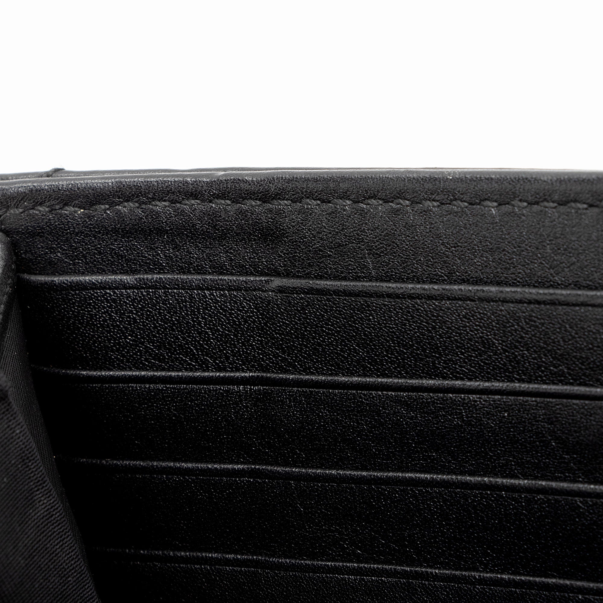 Gucci Matelasse Leather GG Marmont Mini Wallet on Chain Bag (SHF-0WR0OD)