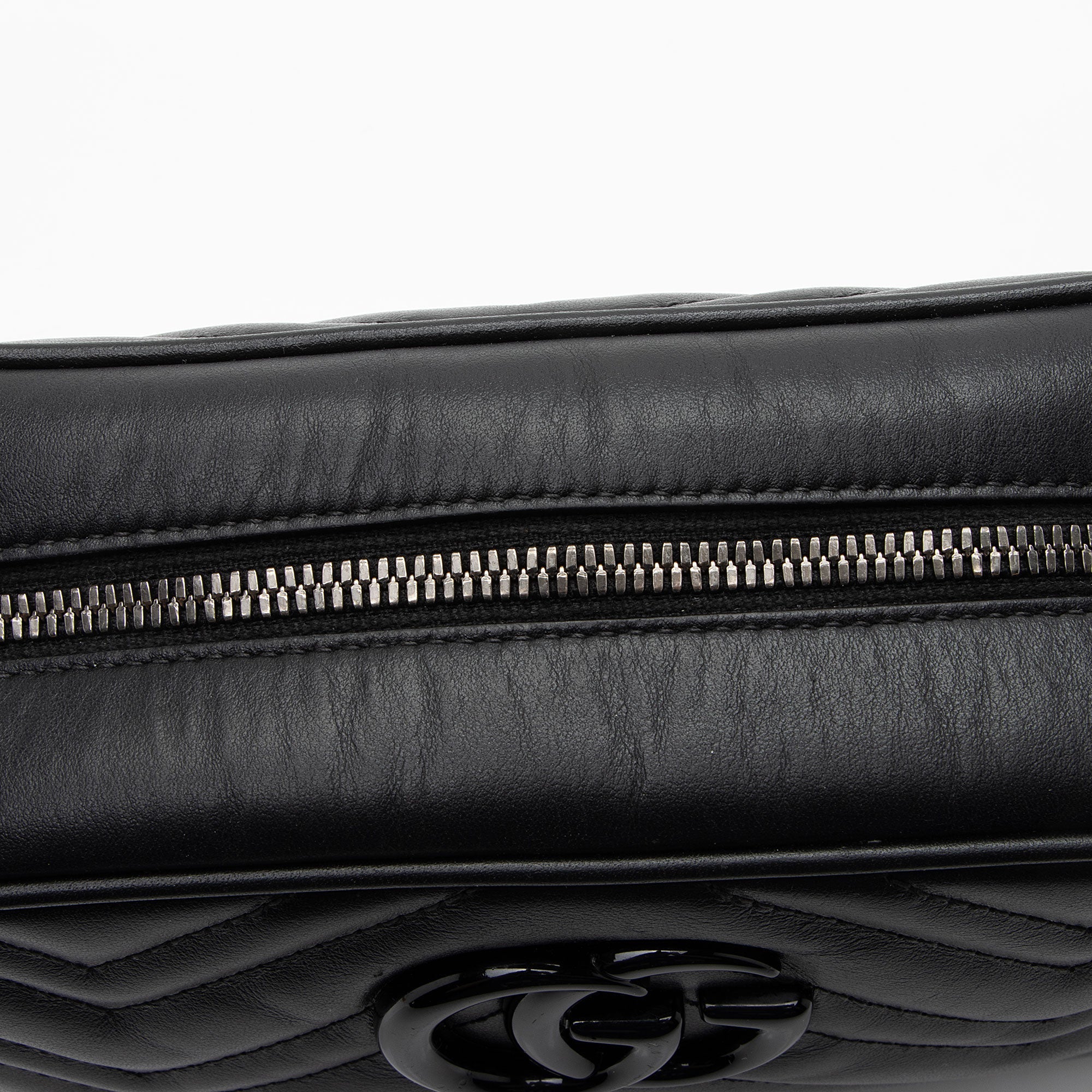 Gucci Matelasse Leather Monochrome GG Marmont Small Camera Bag
