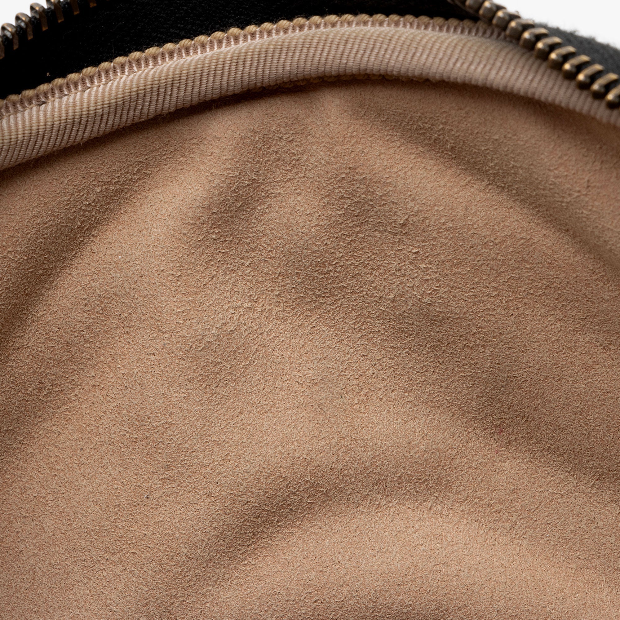 Gucci Matelasse Leather GG Marmont Small Crossbody (SHF-EJfMHM)