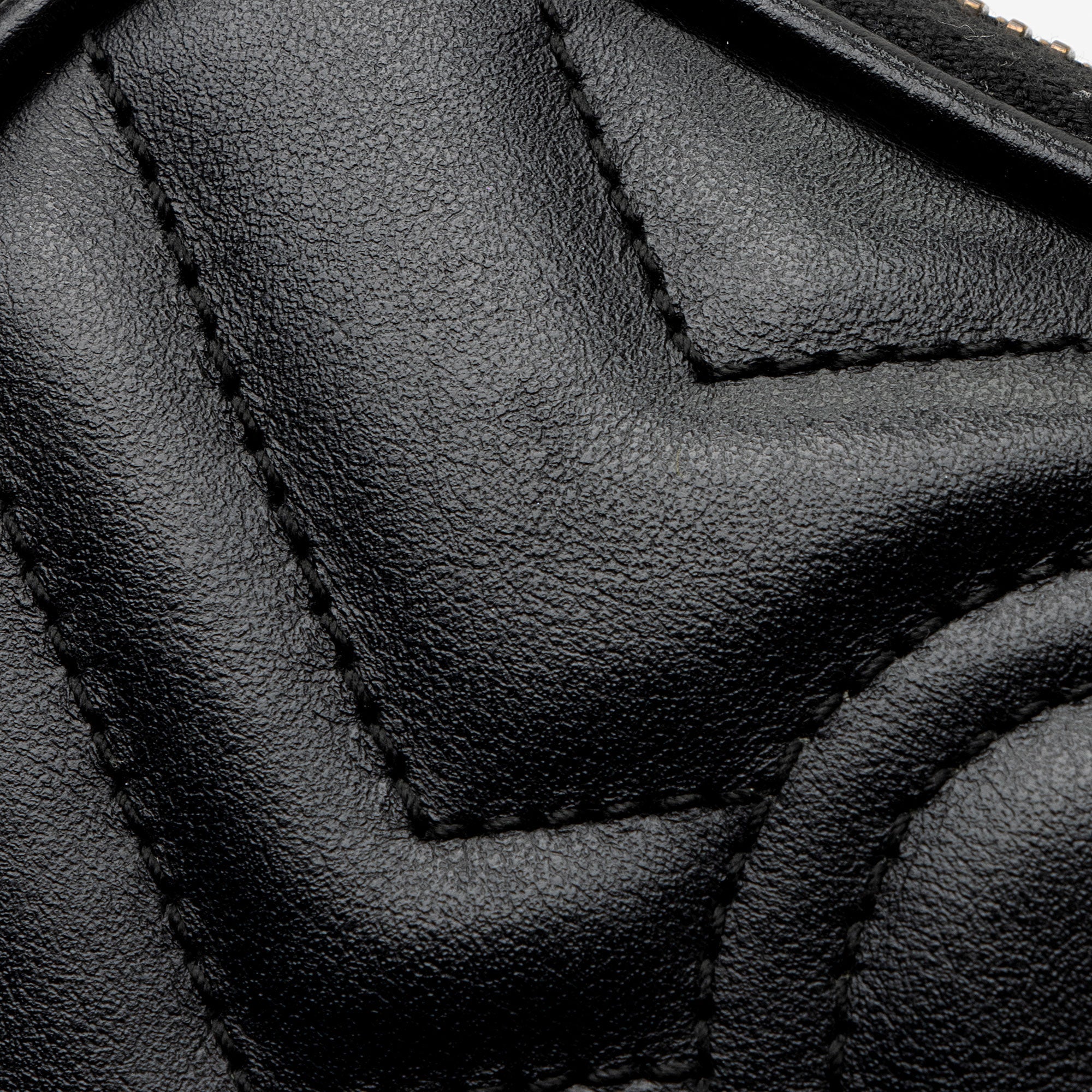 Gucci Matelasse Leather GG Marmont Small Crossbody (SHF-EJfMHM)
