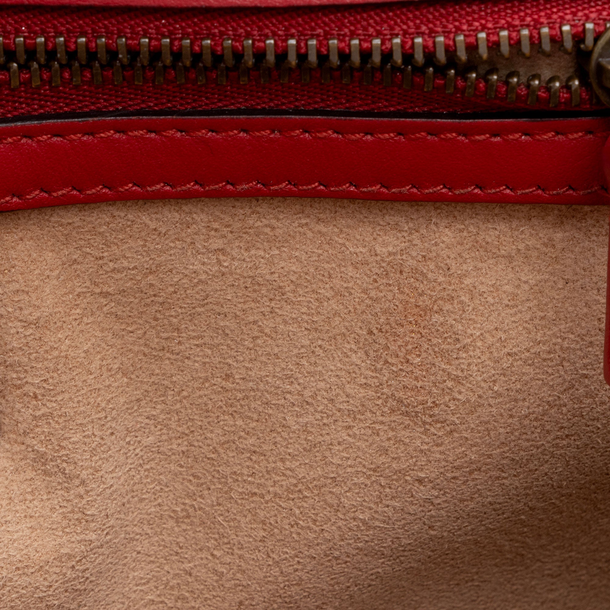 Gucci Matelasse Leather GG Marmont Small Flap Bag (SHF-X3SjWs)