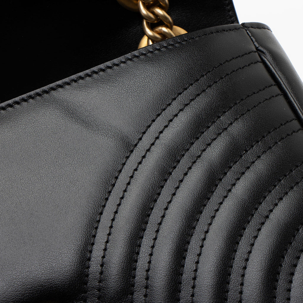 Gucci Matelasse Leather GG Marmont Small Flap Bag (SHF-gHIYfO)