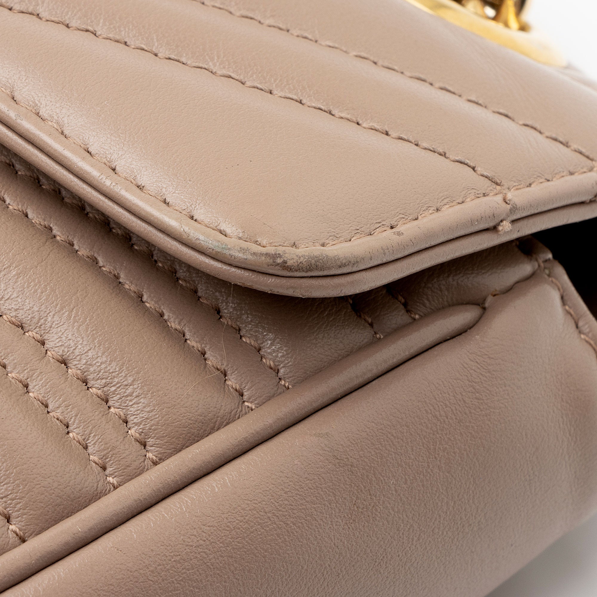 Gucci Matelasse Leather GG Marmont Medium Flap Bag