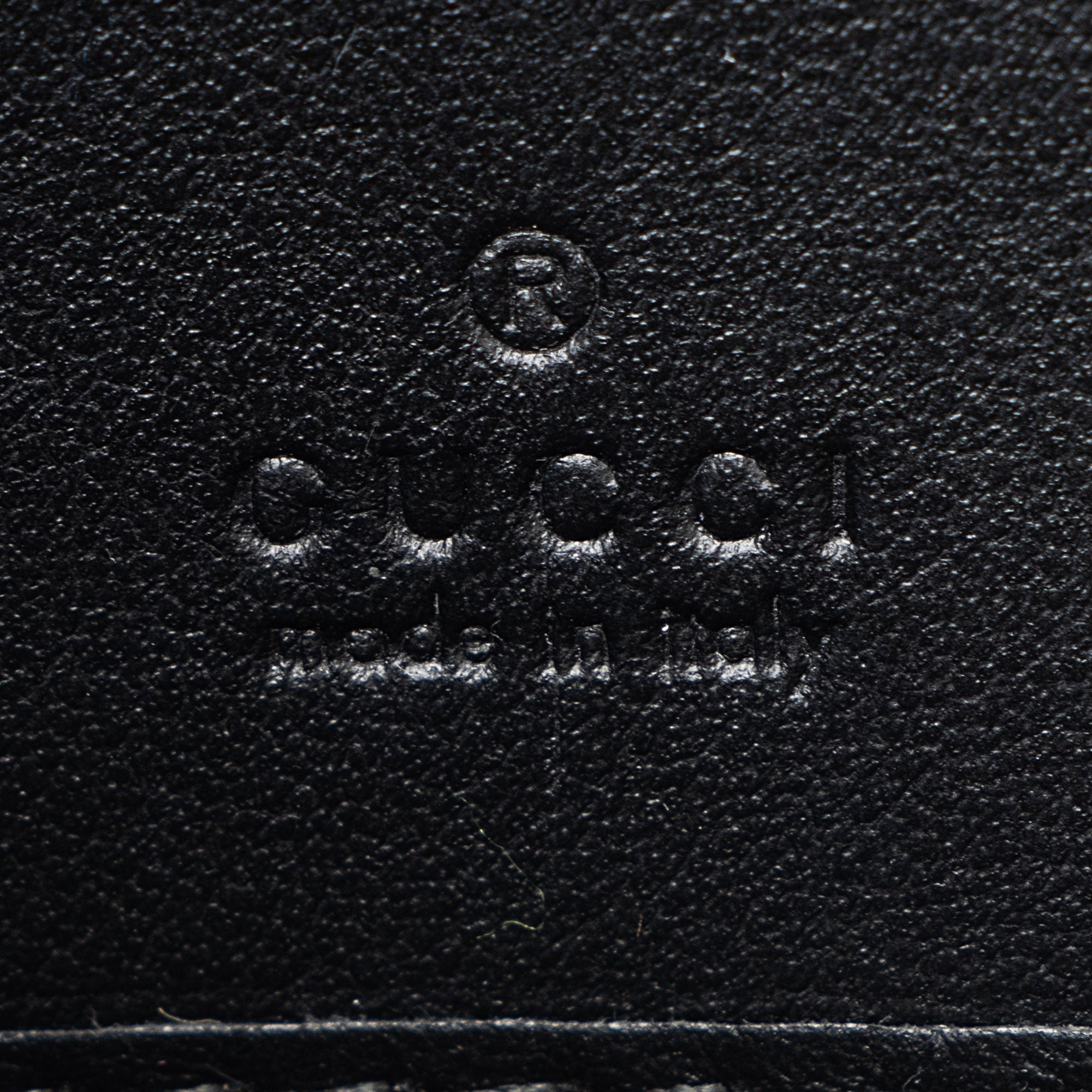 Gucci Matelasse Leather GG Marmont Zip Wallet