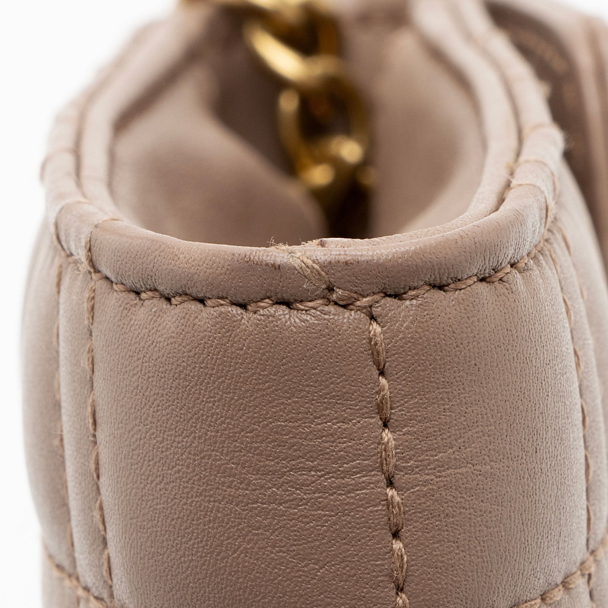 Gucci Matelasse Leather Pearl GG Marmont Flap Mini Wallet Bag (SHF-XrFkq1)