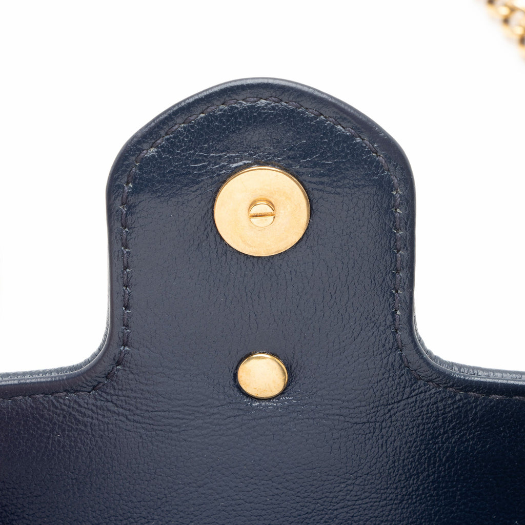 Gucci Matelasse Leather Torchon GG Marmont Super Mini Flap Bag (SHF-bXZV03)