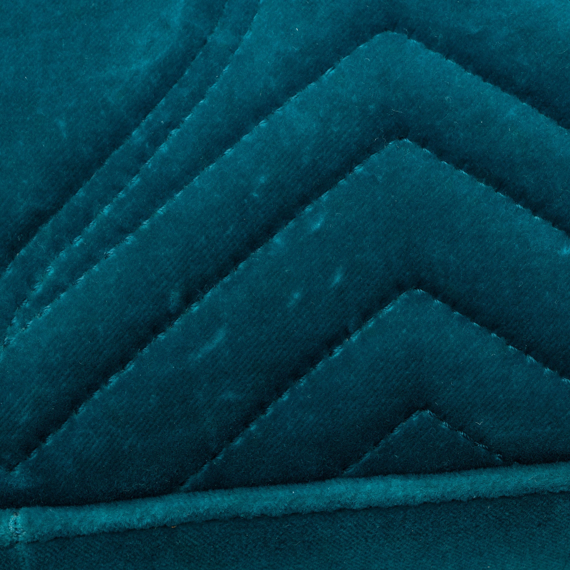 Gucci Matelasse Velvet GG Marmont Medium Flap Bag