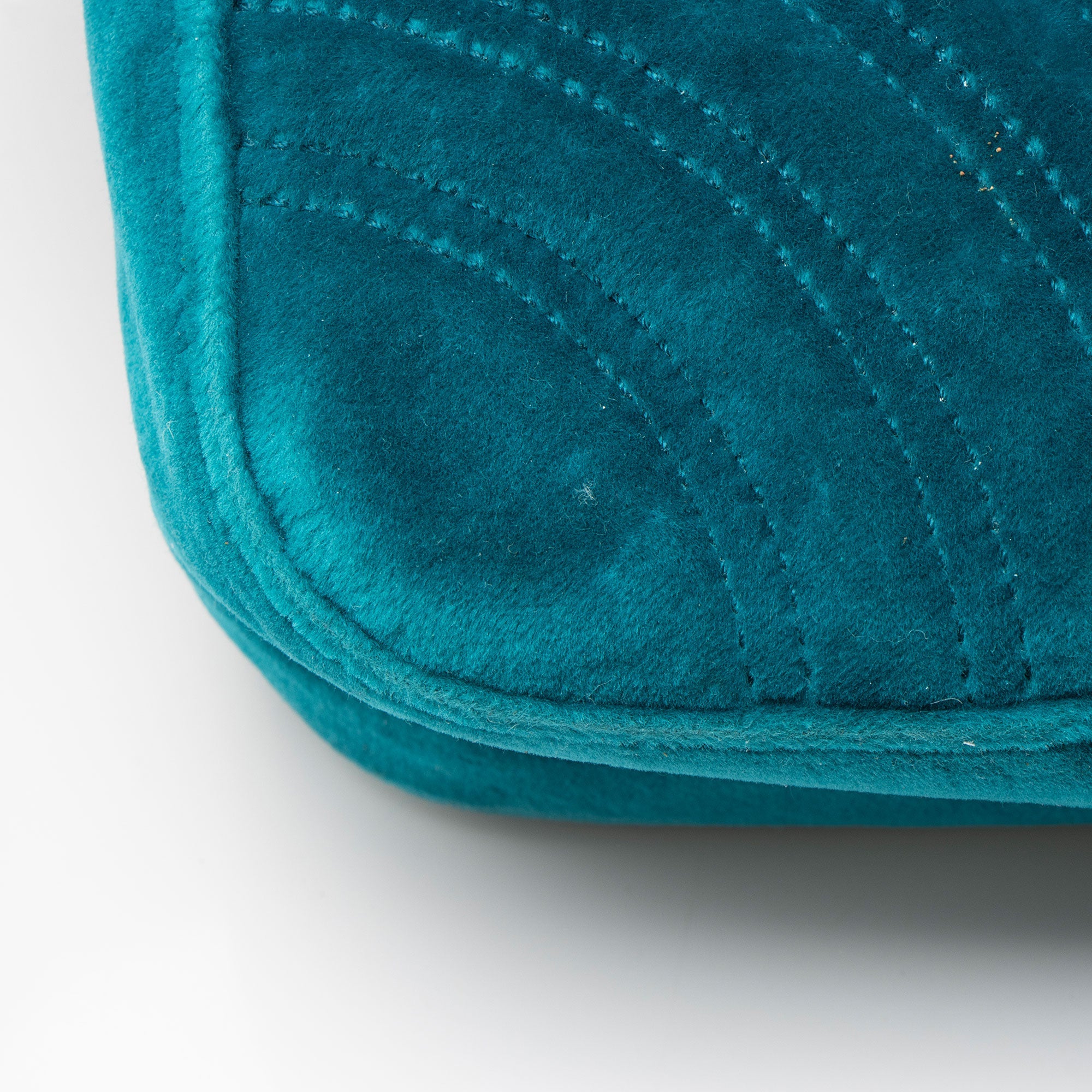 Gucci Matelasse Velvet GG Marmont Medium Flap Bag