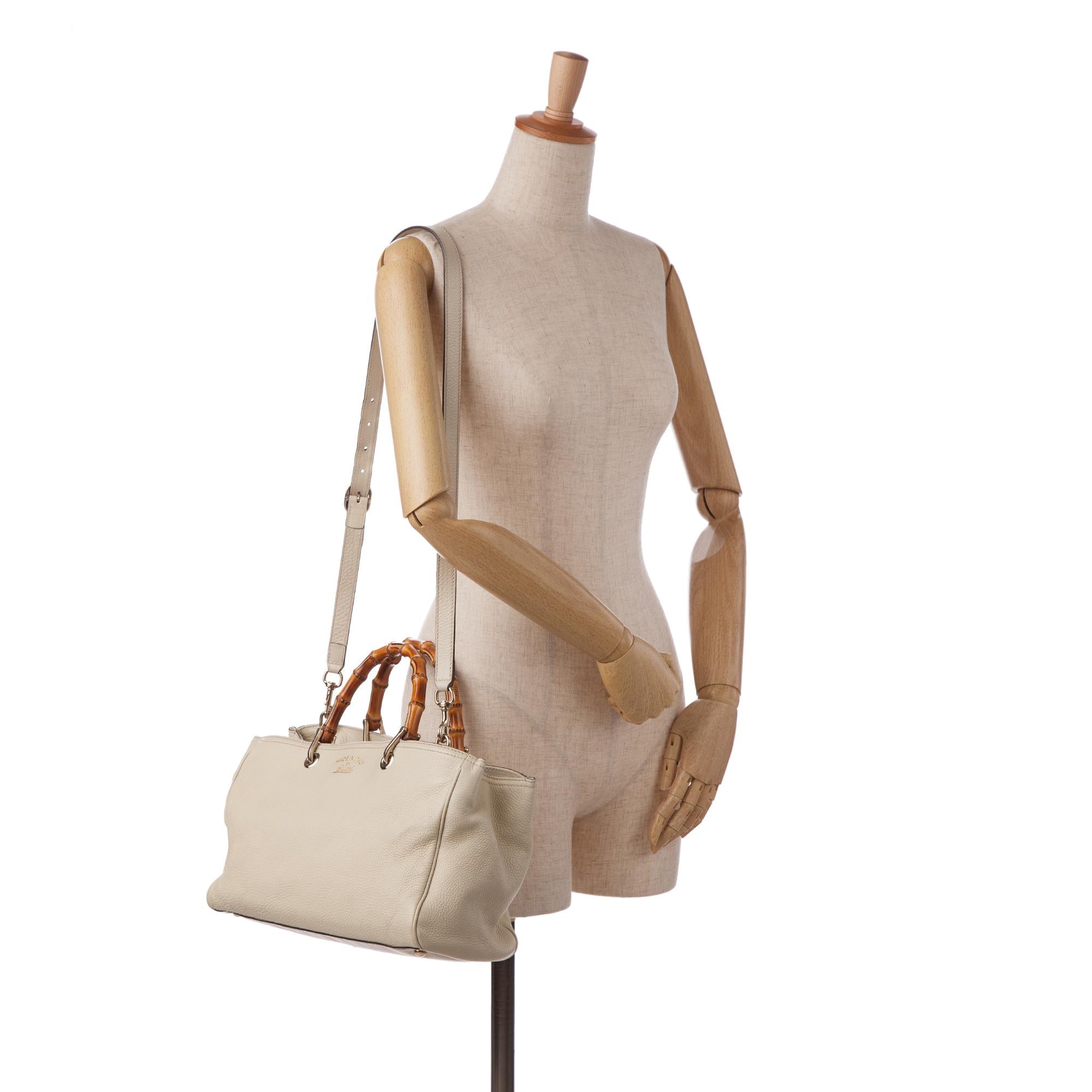 Gucci Medium Bamboo Shopper (SHG-M8aAC8)