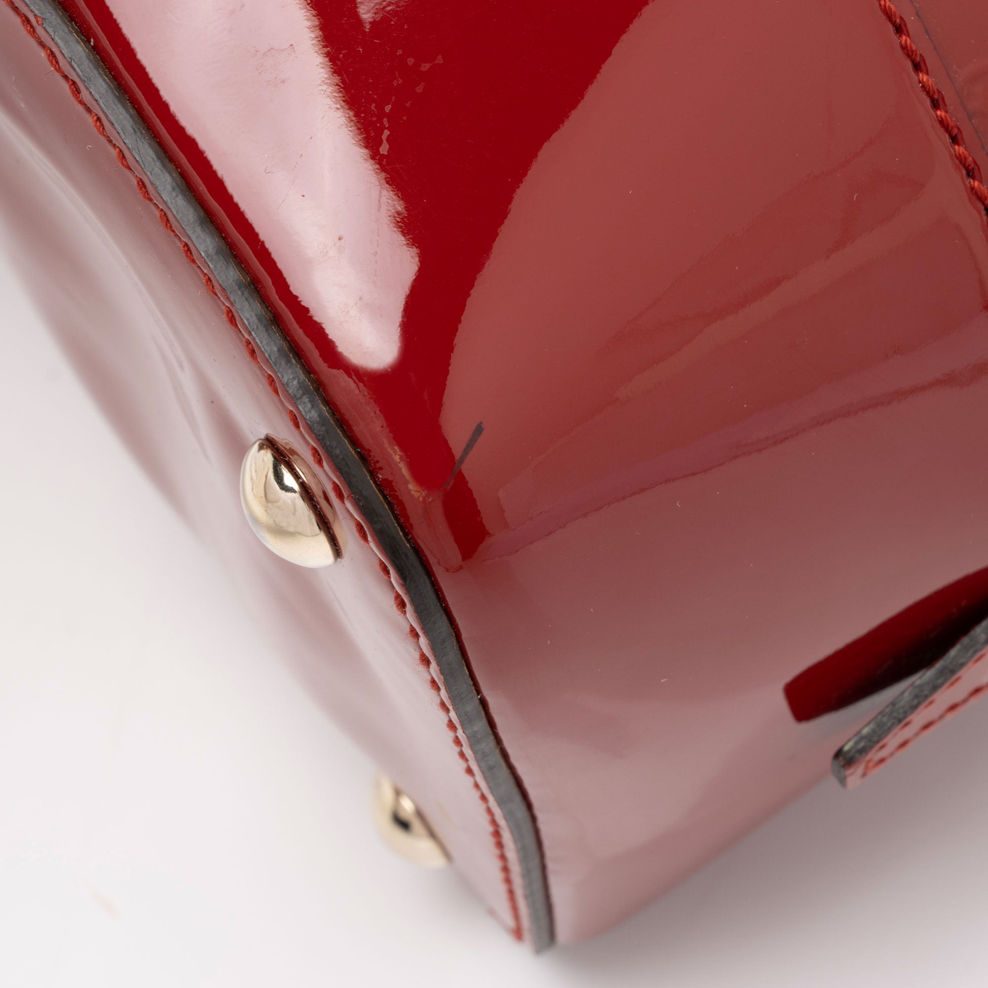 Gucci Microguccissima Patent Leather Nice Satchel (SHF-swAQdK)