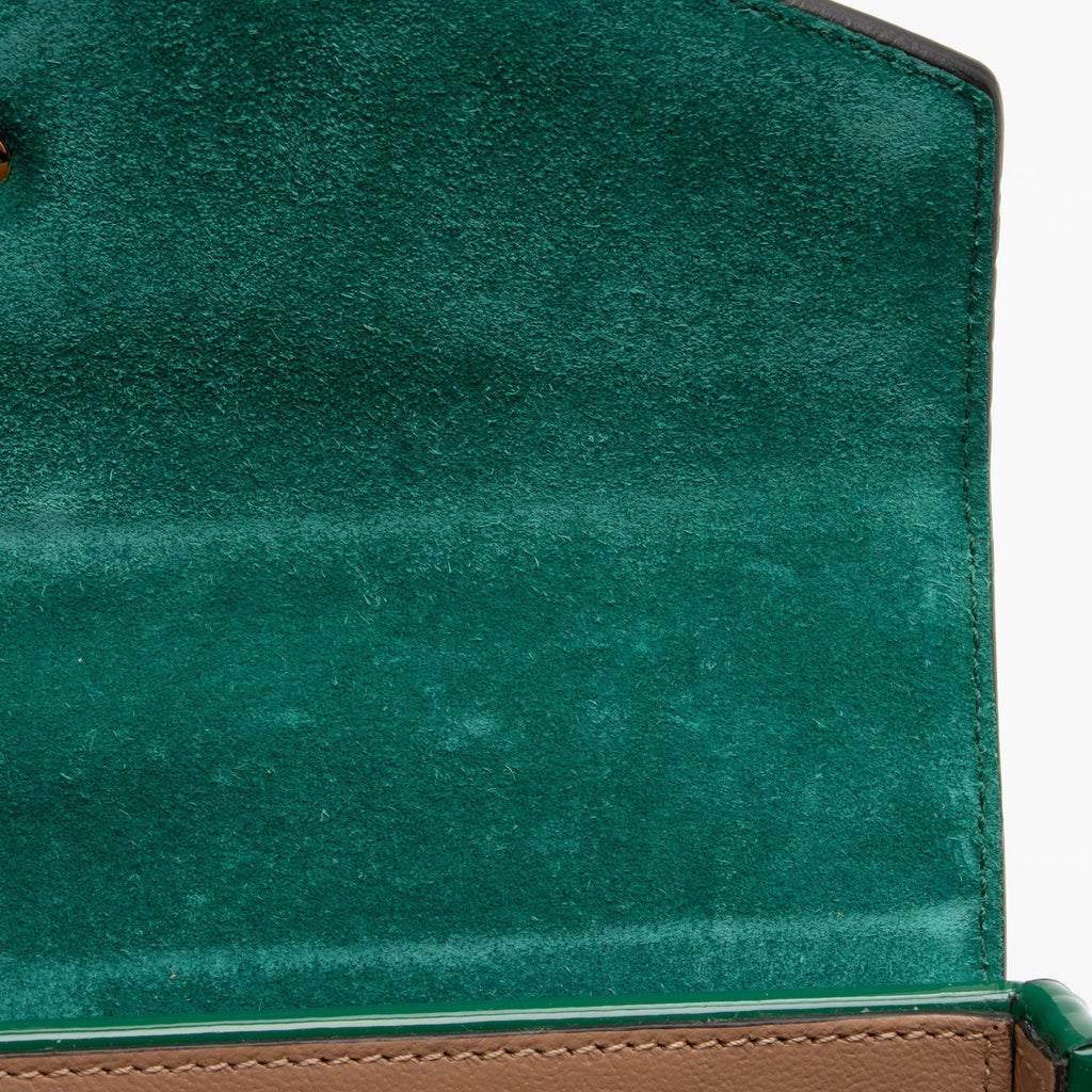 Gucci Patent Leather Sylvie 1969 Mini Top Handle (SHF-iiXdUI)